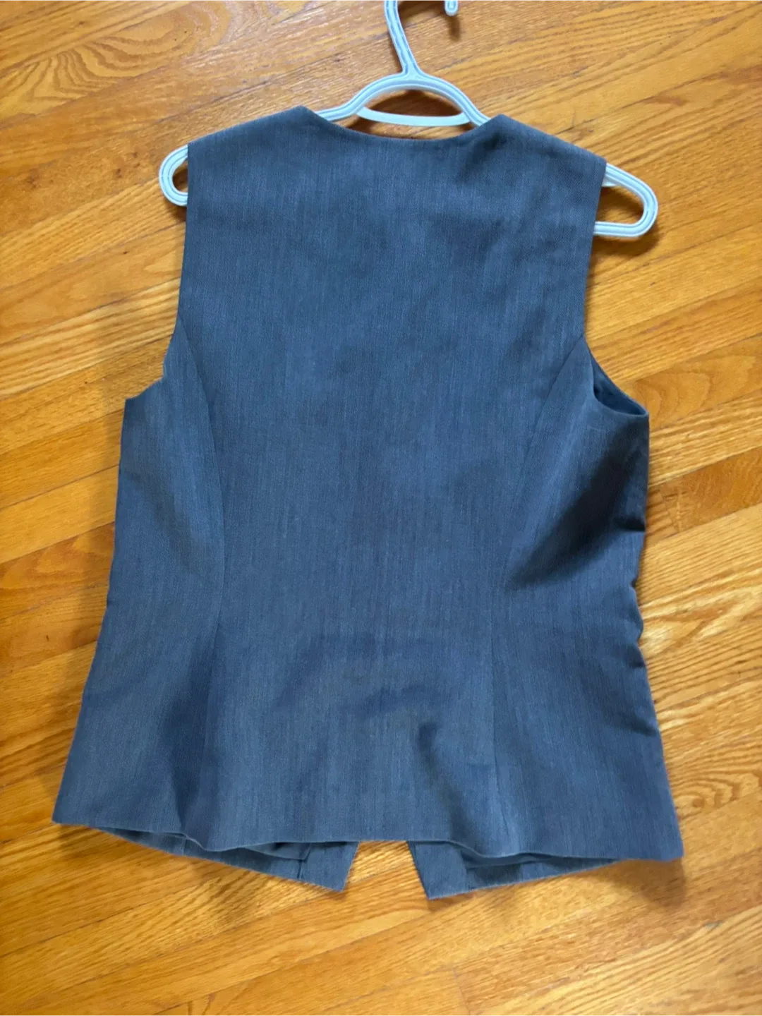 Abercrombie & Fitch Grey Vest (Size M) image indicator(4)