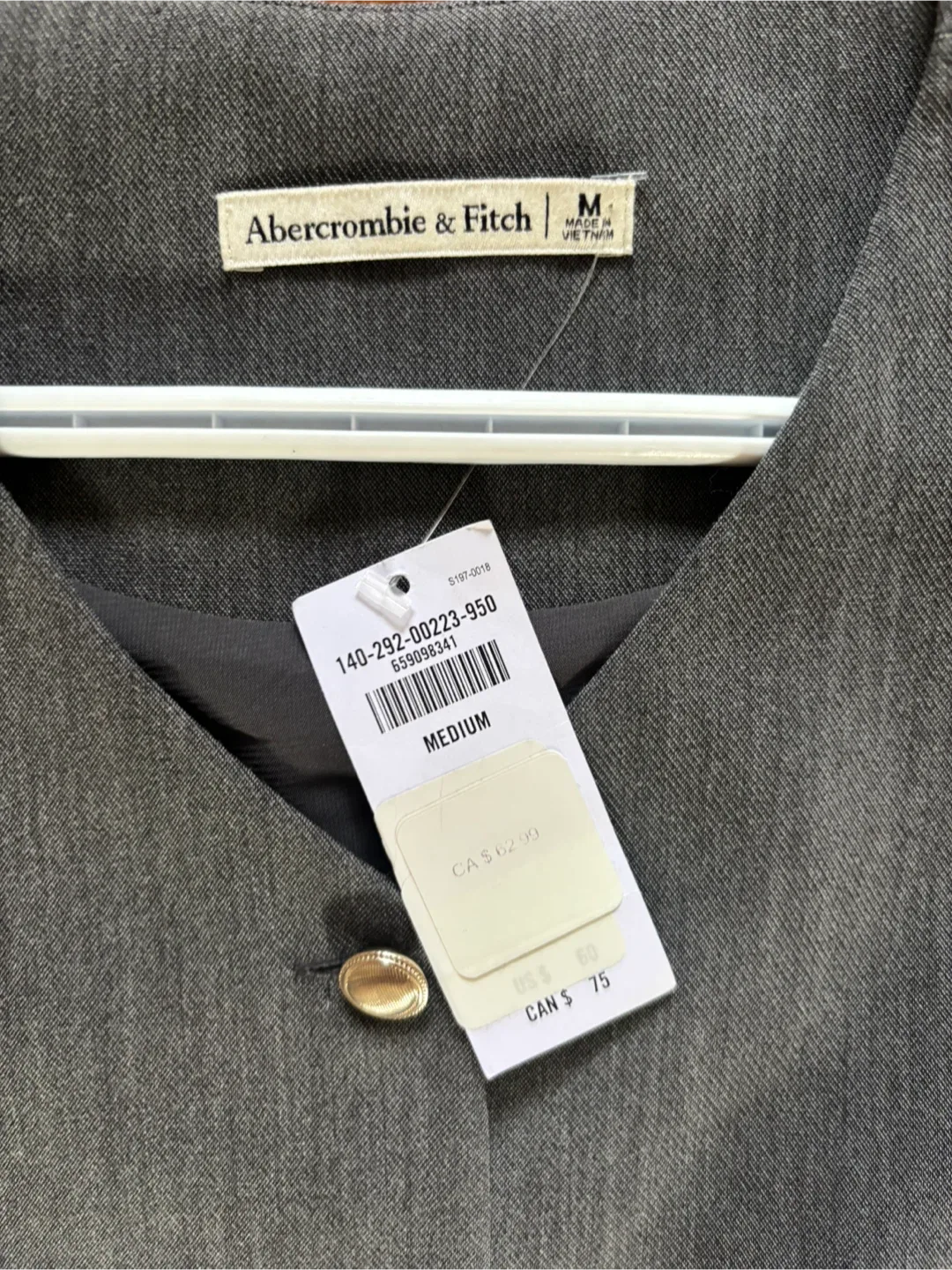 Abercrombie & Fitch Grey Vest (Size M) image indicator(3)