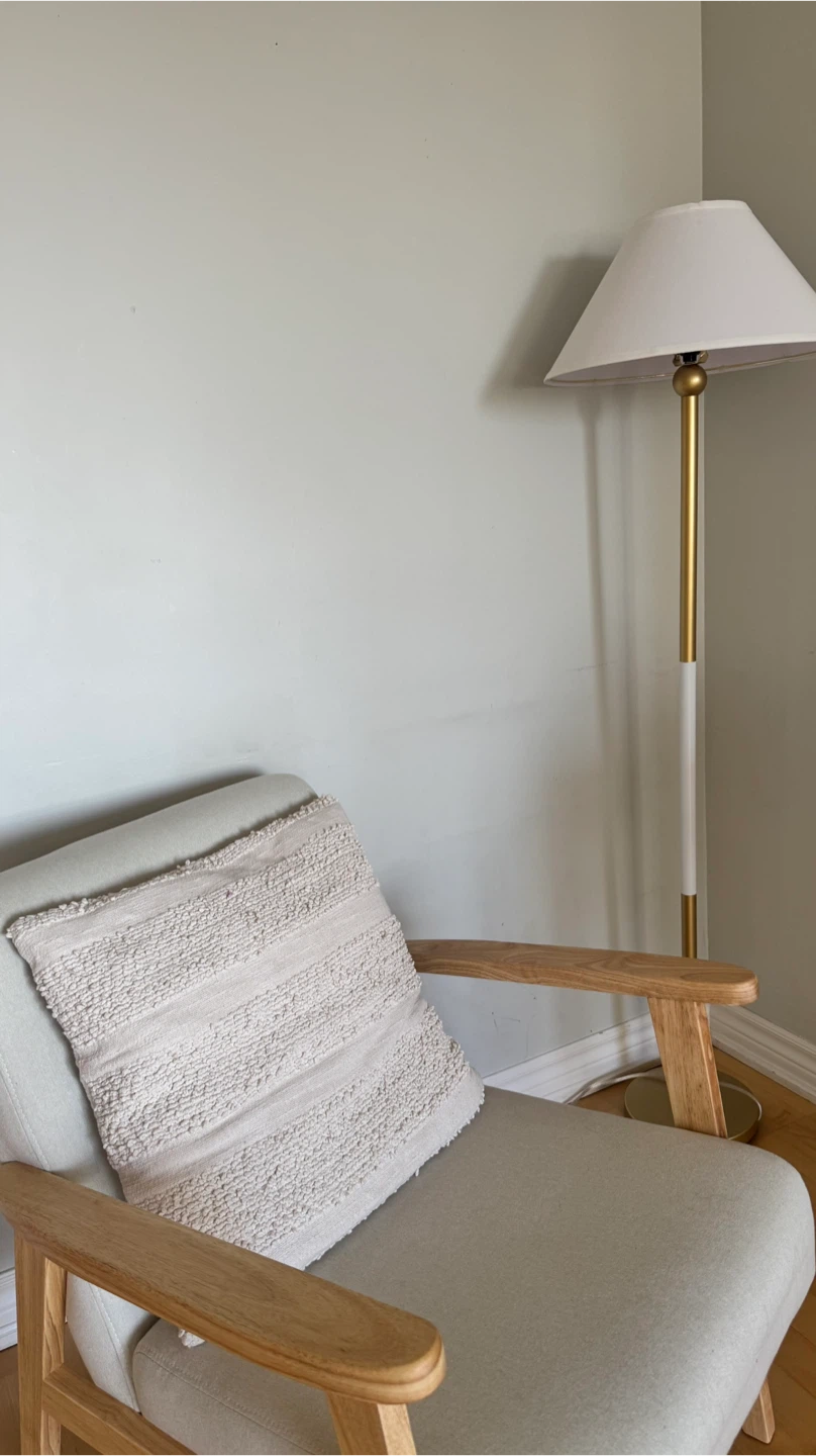 Chair with stand light - photo 4