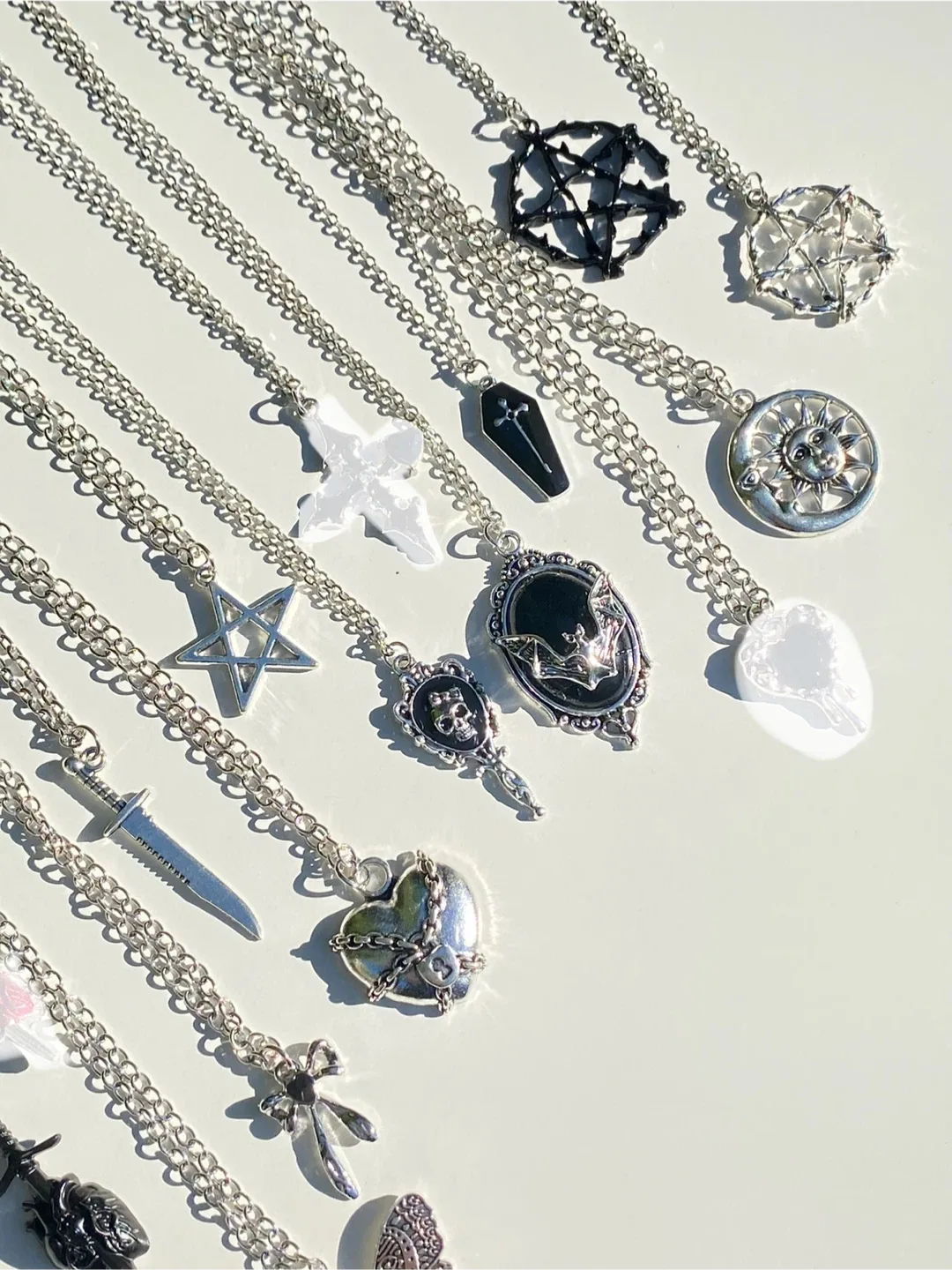 Gothic Necklace image indicator(5)