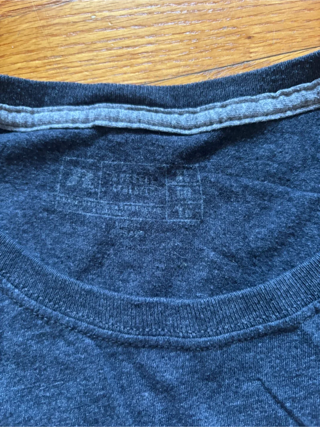 University of Guelph T-Shirt image indicator(2)