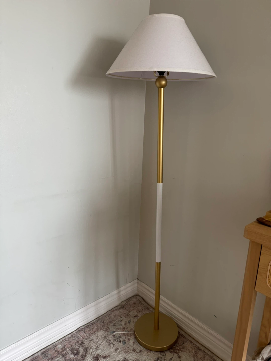 Chair with stand light - photo 5
