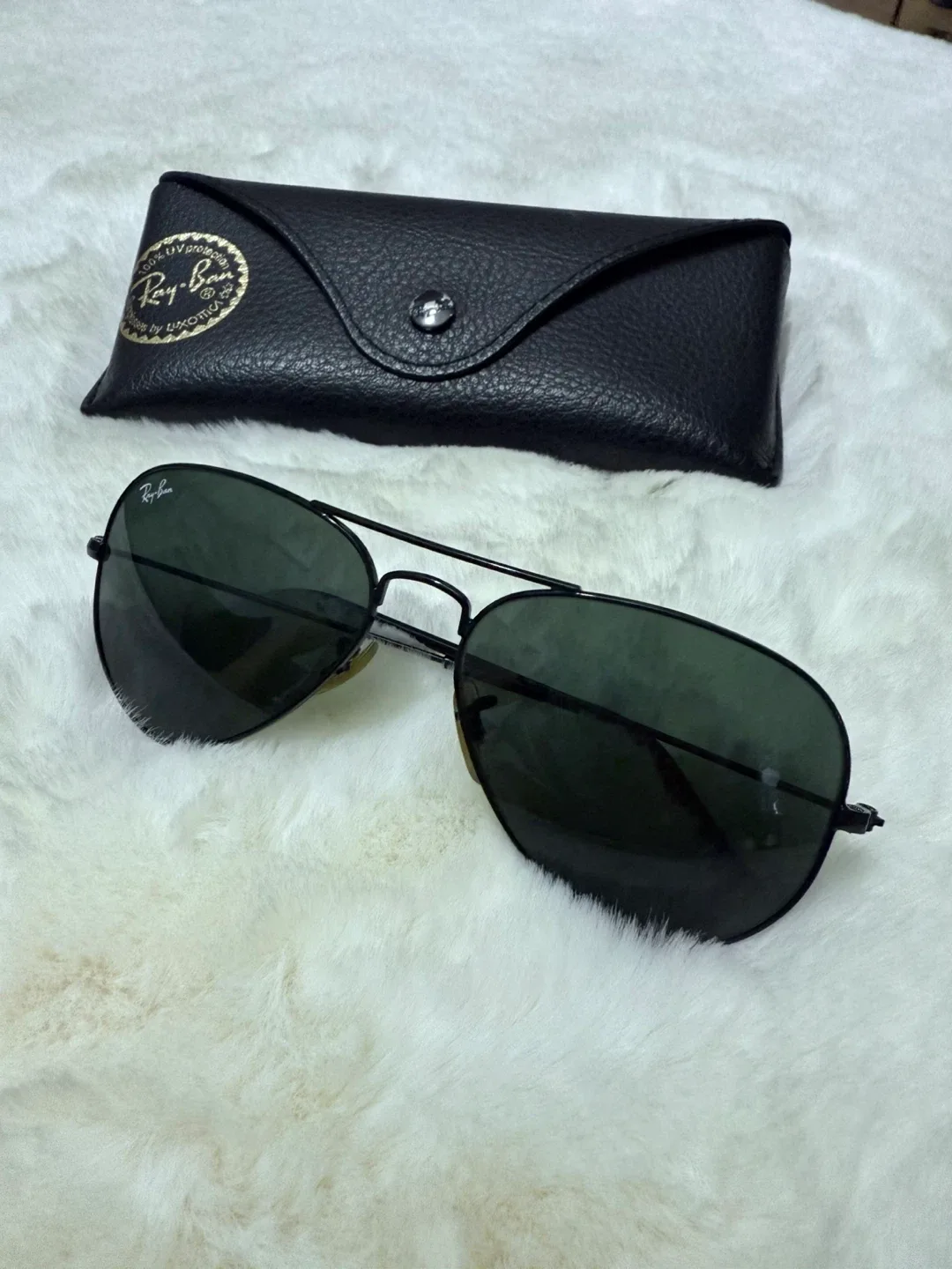 Ray-Ban RB 3025 Aviator Sunglasses with Case image indicator(2)
