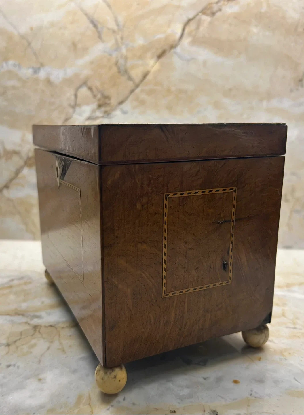 Late 18th c. English Adam Style Yew wood Tea Caddy image indicator(5)