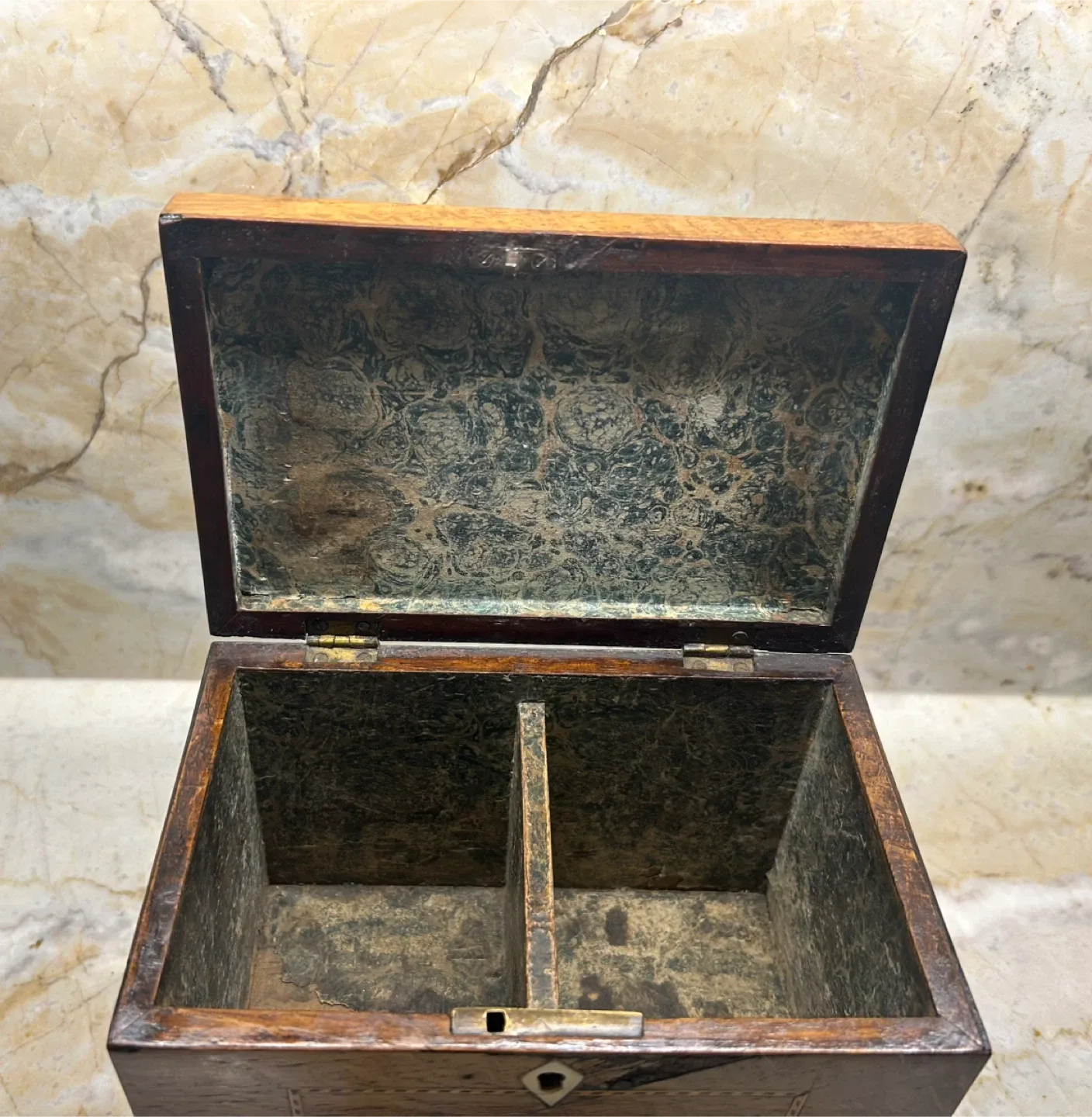 Late 18th c. English Adam Style Yew wood Tea Caddy image indicator(3)