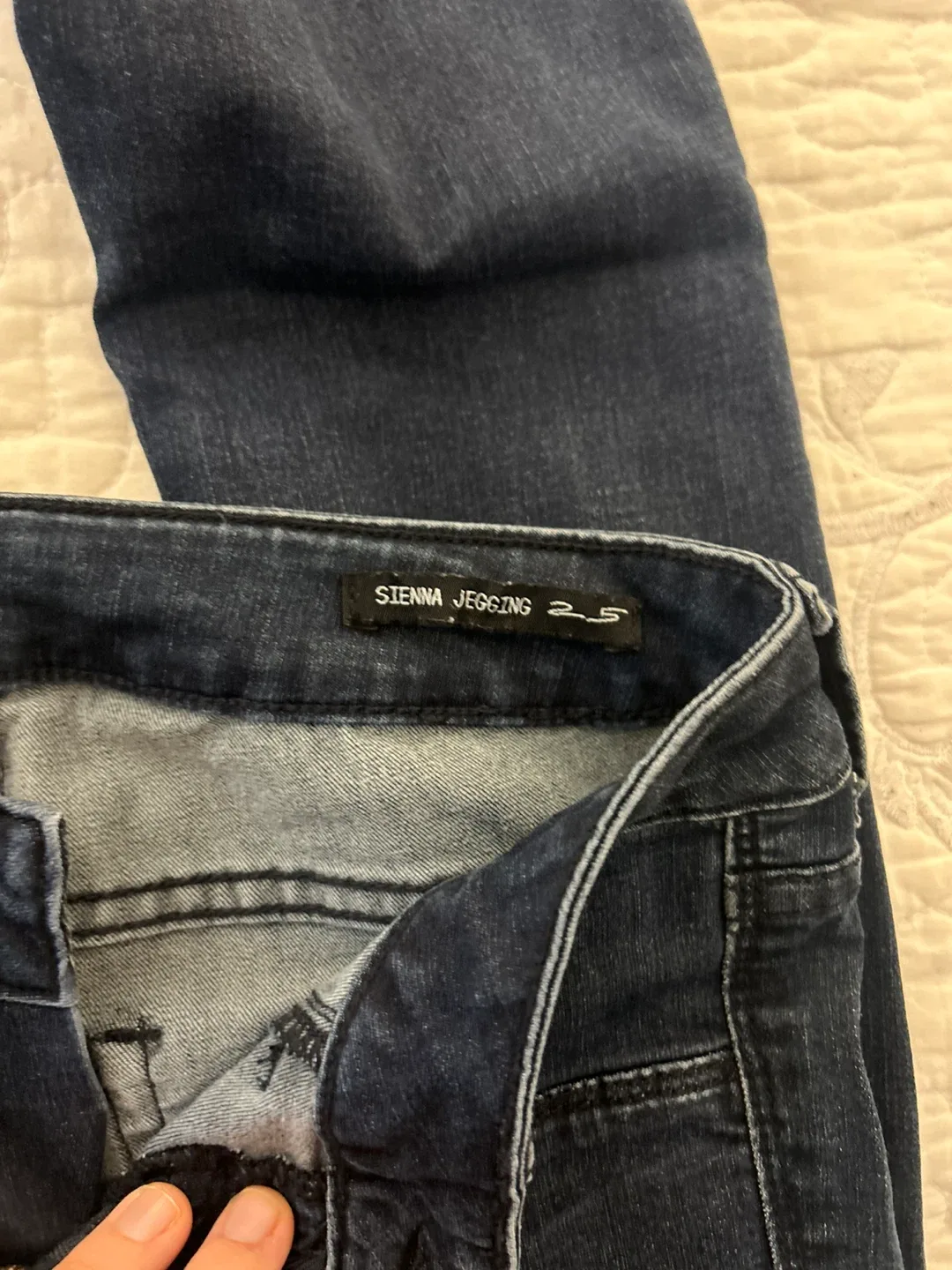 William Rast Sienna Jegging Size 25 image indicator(4)