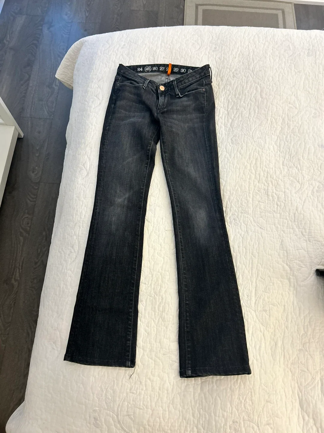 Earnest Sewn  Jeans, Size 25, Dark Wash