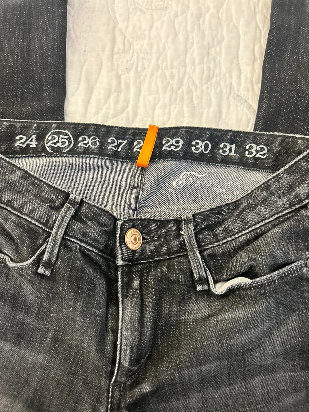 Earnest Sewn  Jeans, Size 25, Dark Wash - photo 3