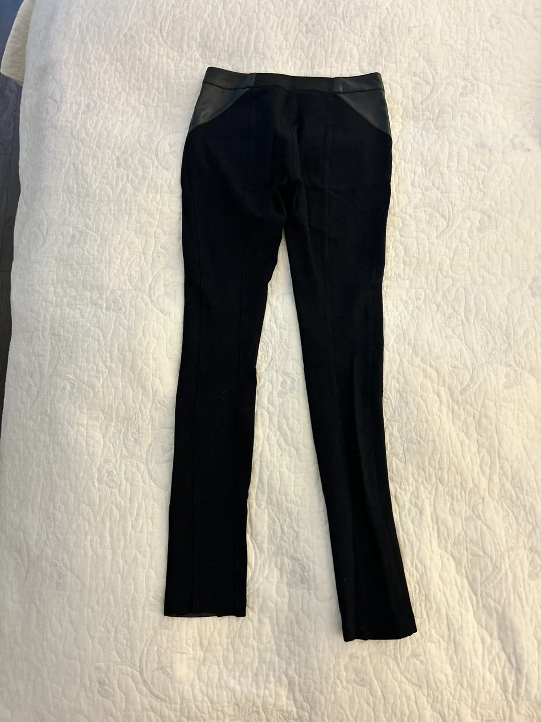 BCBGMAXAZRIA Black XS Faux Leather Panel Pants image indicator(2)