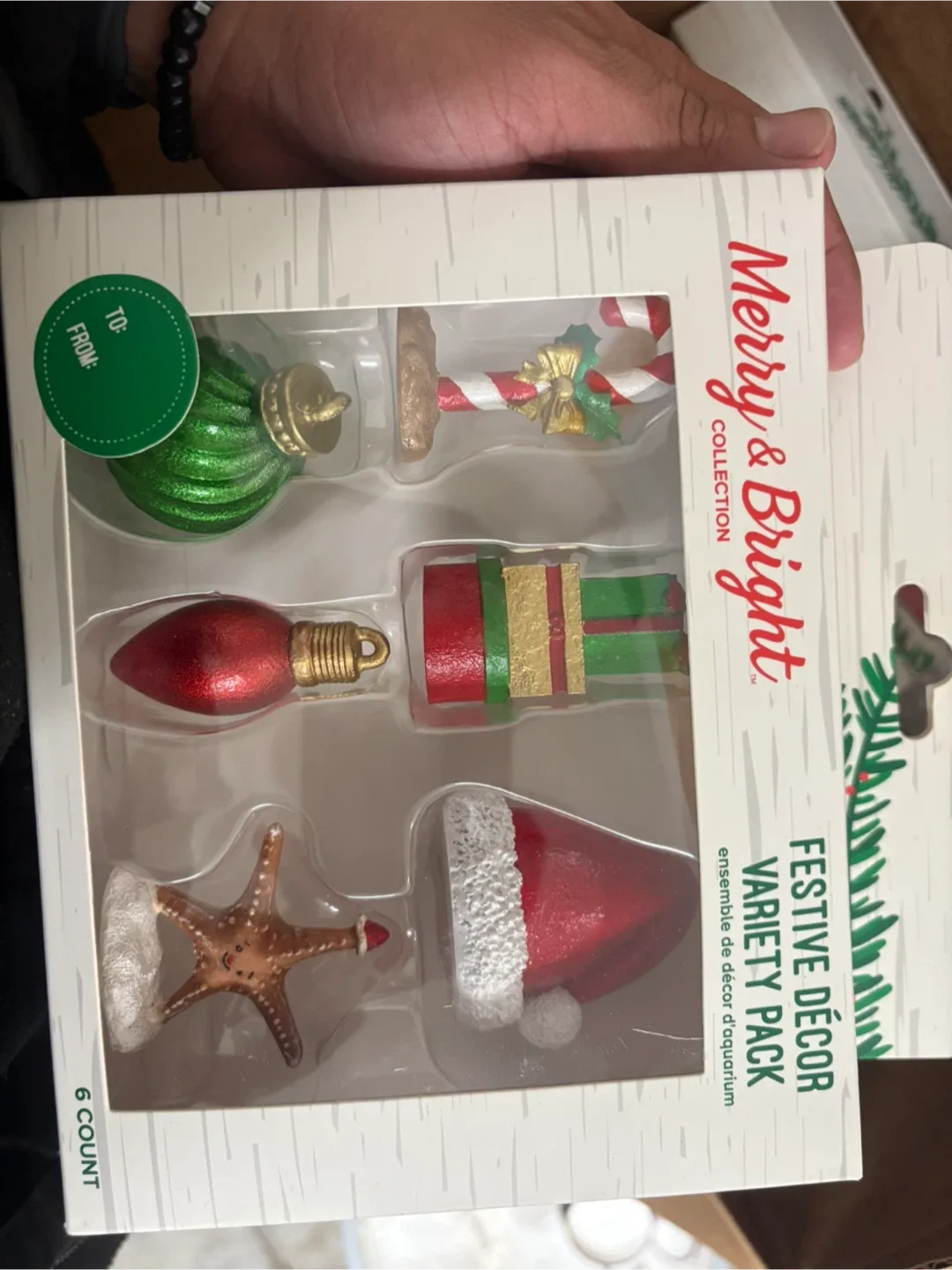 Merry & Bright Aquarium Decor. image indicator(4)