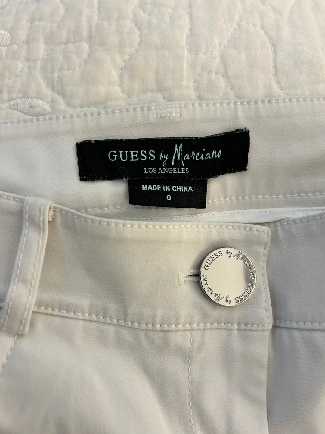 Guess by Marciano White Shorts - Size 0 - photo 2