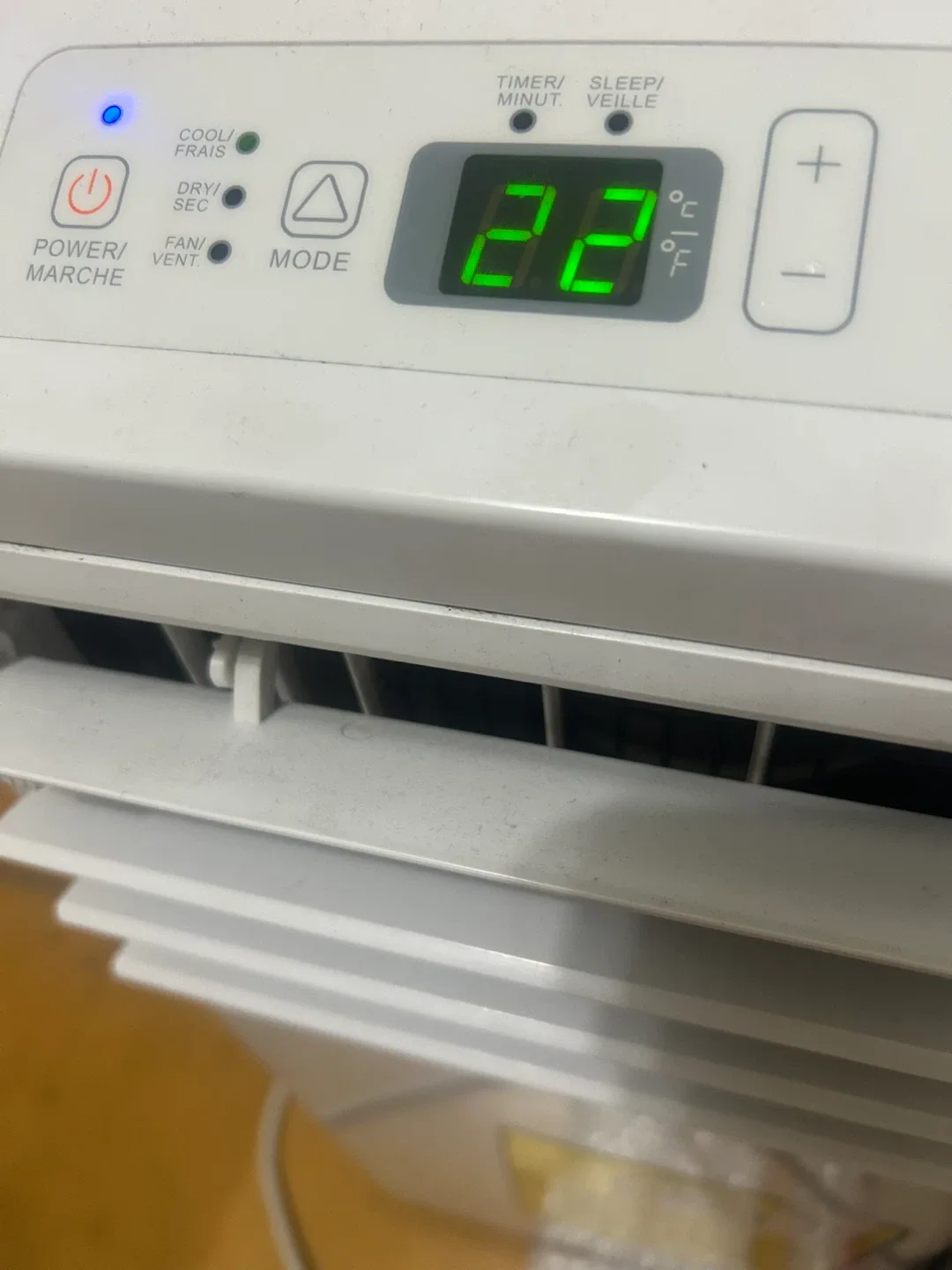 Hisense 3-In-1 Portable Air Conditioner - White image indicator(7)