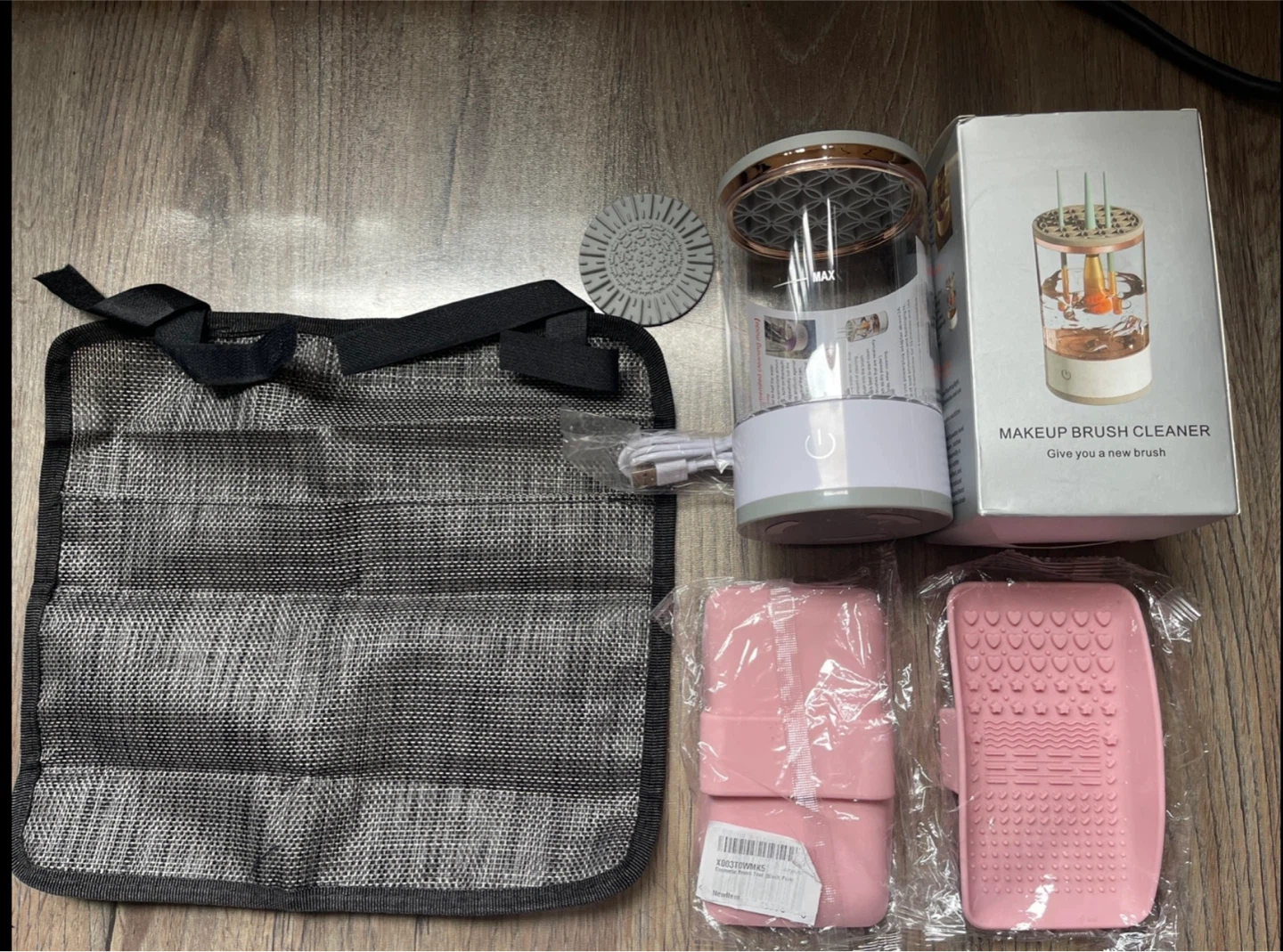 Makeup brush cleaner machine and dryer