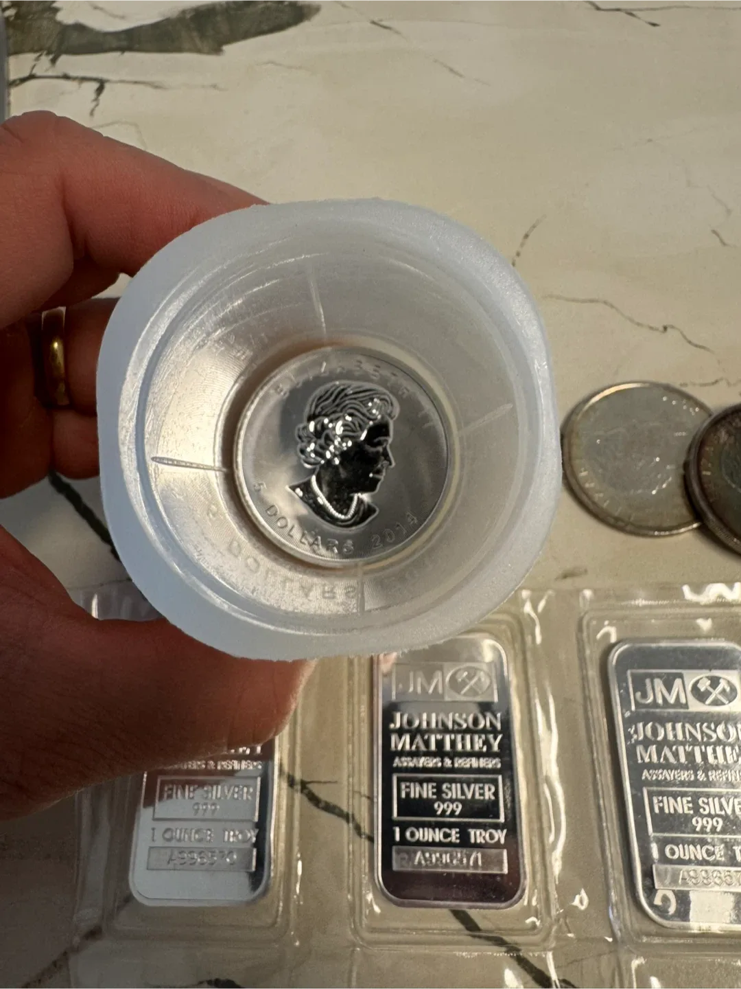 Silver Maple Leaf Coin & Johnson Matthey Silver Bars image indicator(2)