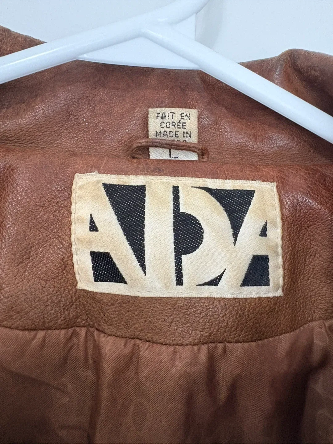 Vintage Brown Leather Jacket - Size L image indicator(5)