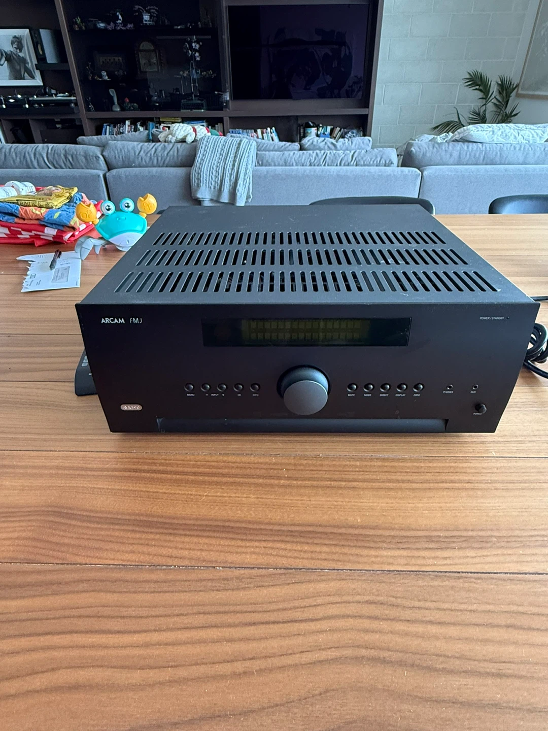 Arcam FMJ AVR390 AV Receiver - photo 3