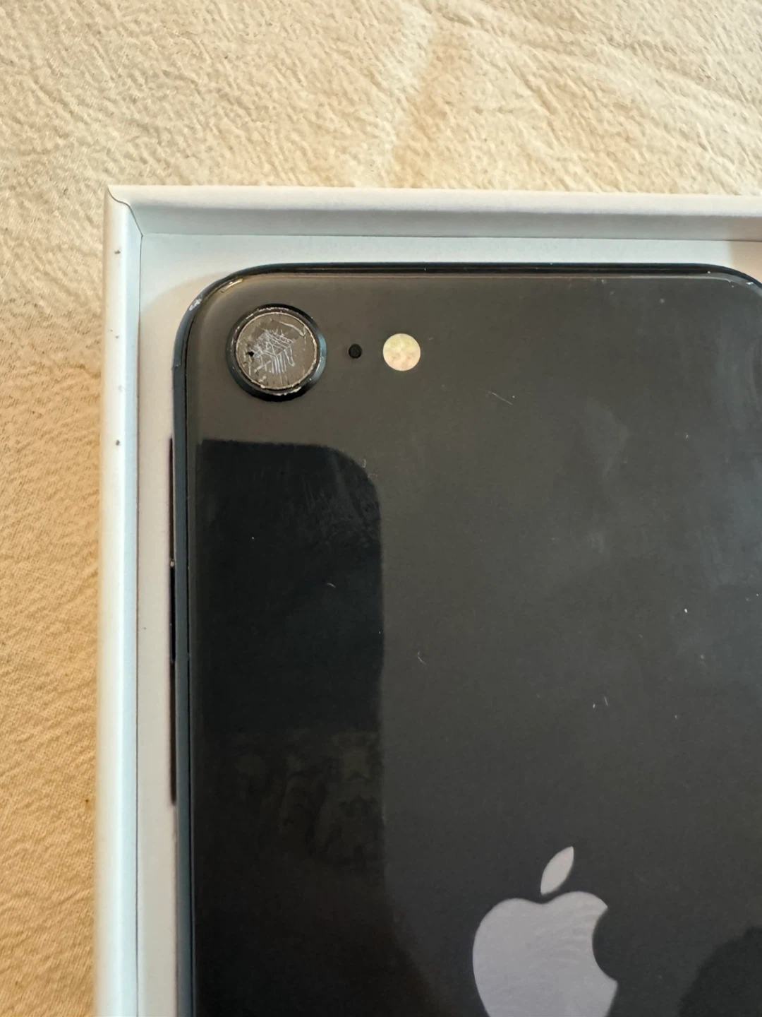 Used Apple iPhone SE - Black - photo 2