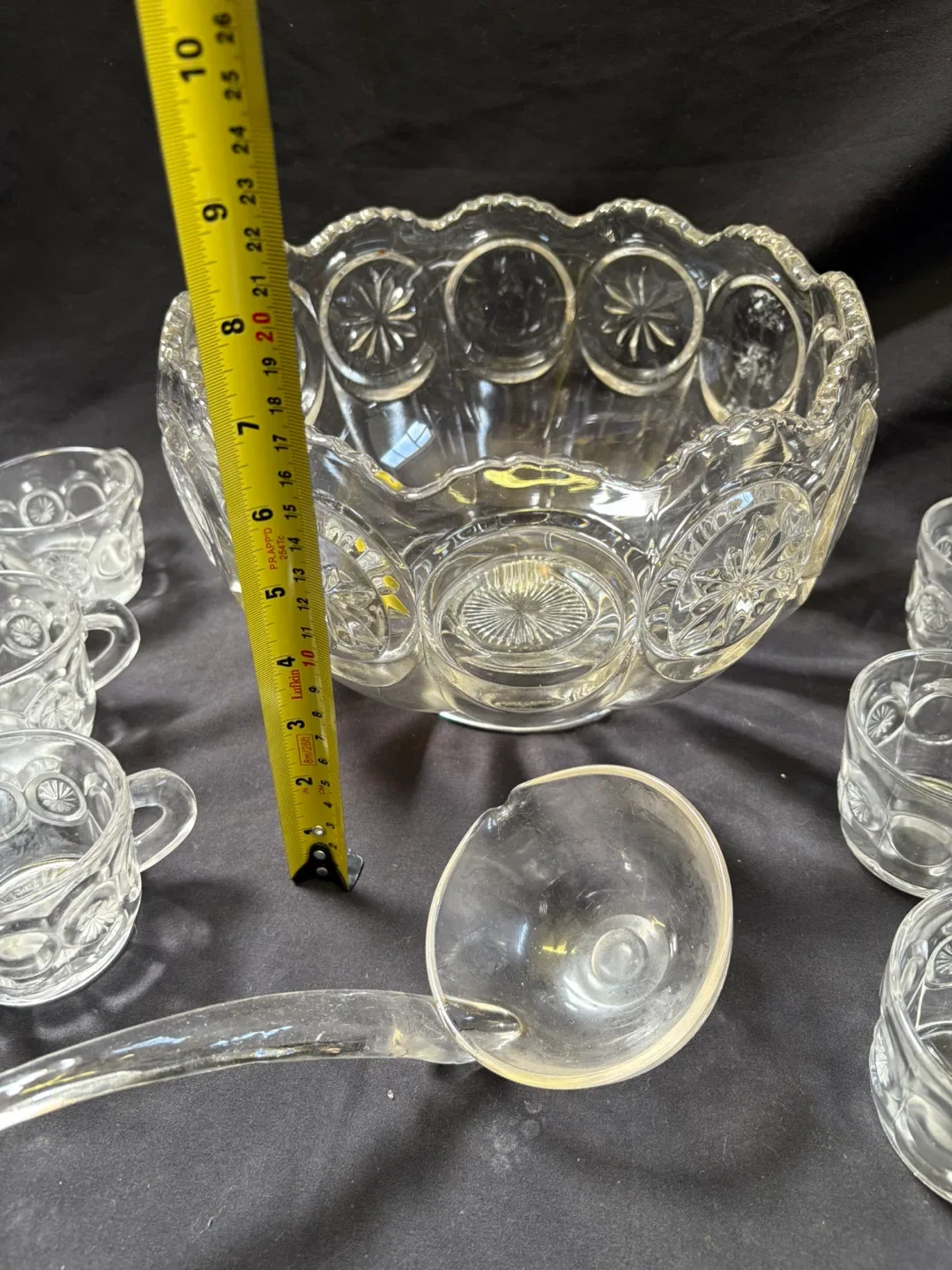 Vintage Punch Bowl Set with Cups and Ladle image indicator(10)