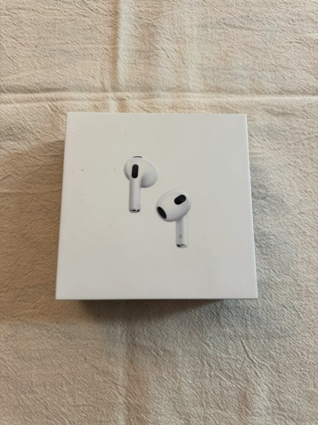 Apple AirPods Pro (3rd generation) - photo 3