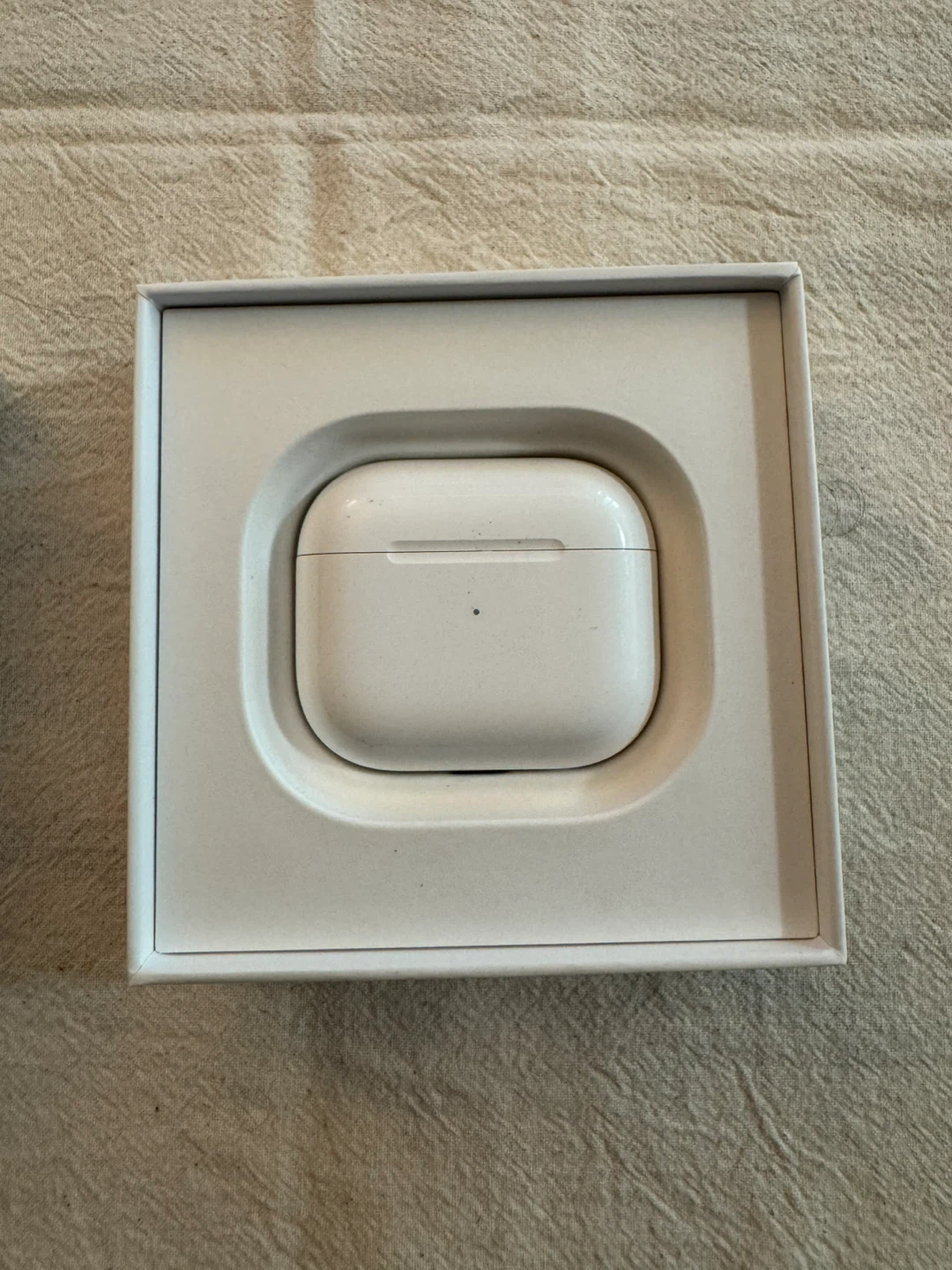 Apple AirPods Pro (3rd generation) - photo 2