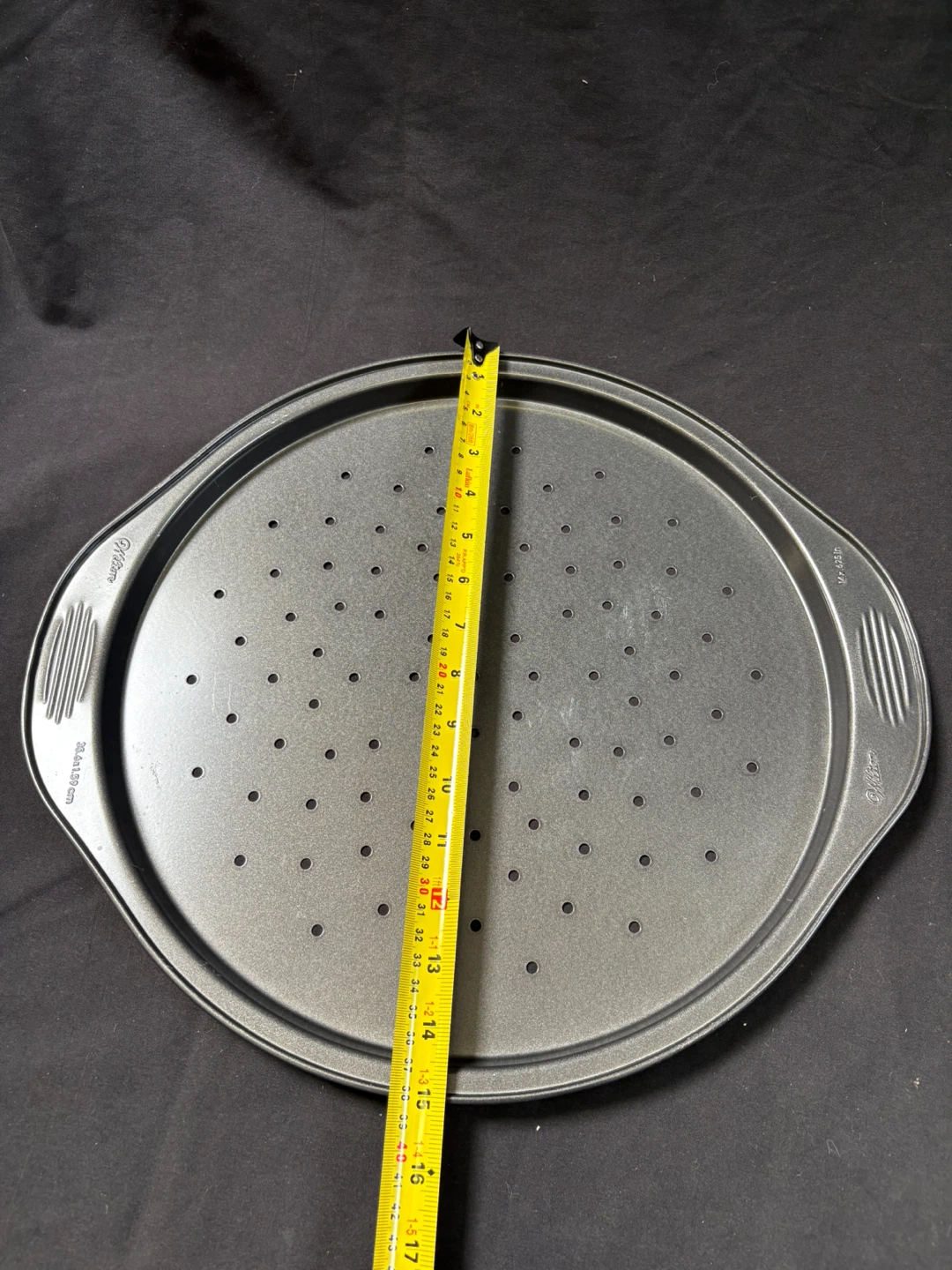 Wilton Pizza Pan - 13 inch - photo 5