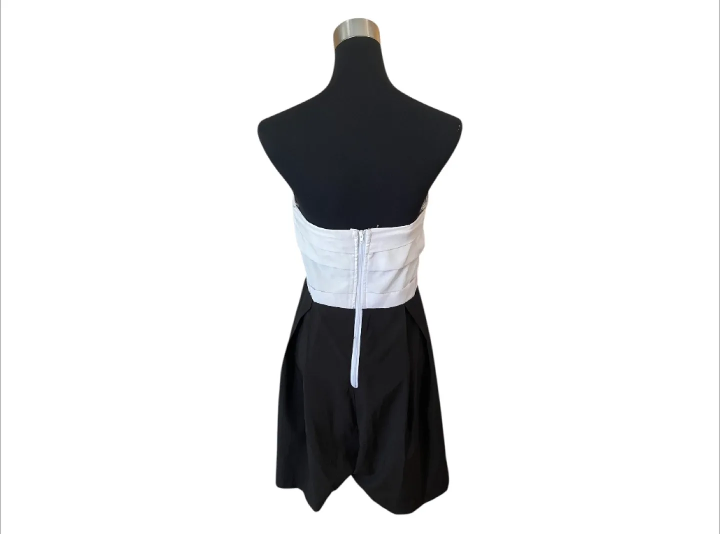 Vintage Early 2000s Y2K Strapless Babydoll Rompe image indicator(6)