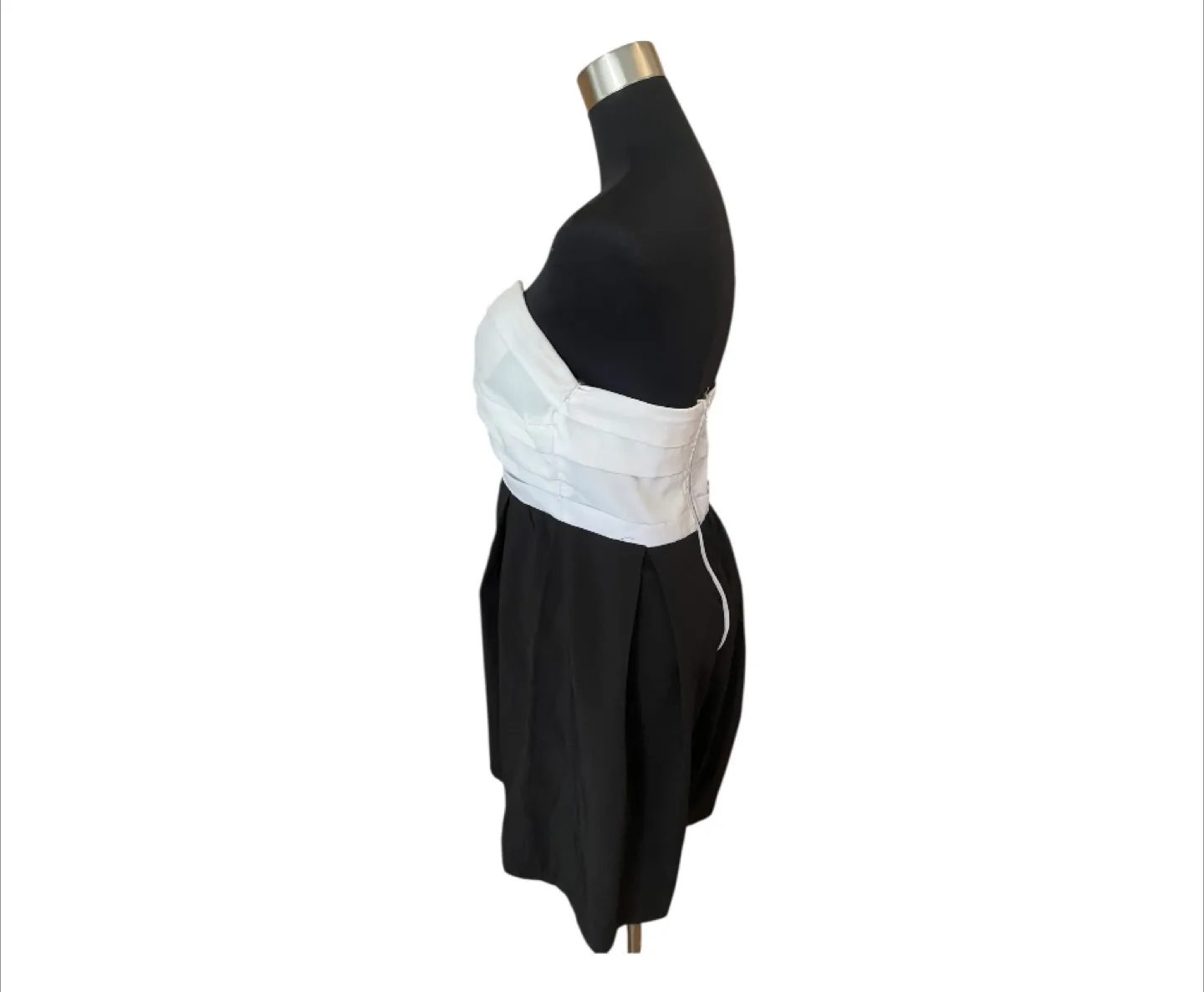 Vintage Early 2000s Y2K Strapless Babydoll Rompe image indicator(8)