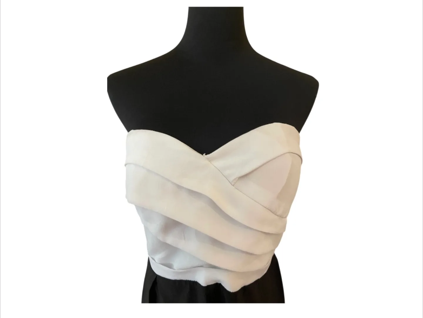 Vintage Early 2000s Y2K Strapless Babydoll Rompe image indicator(9)