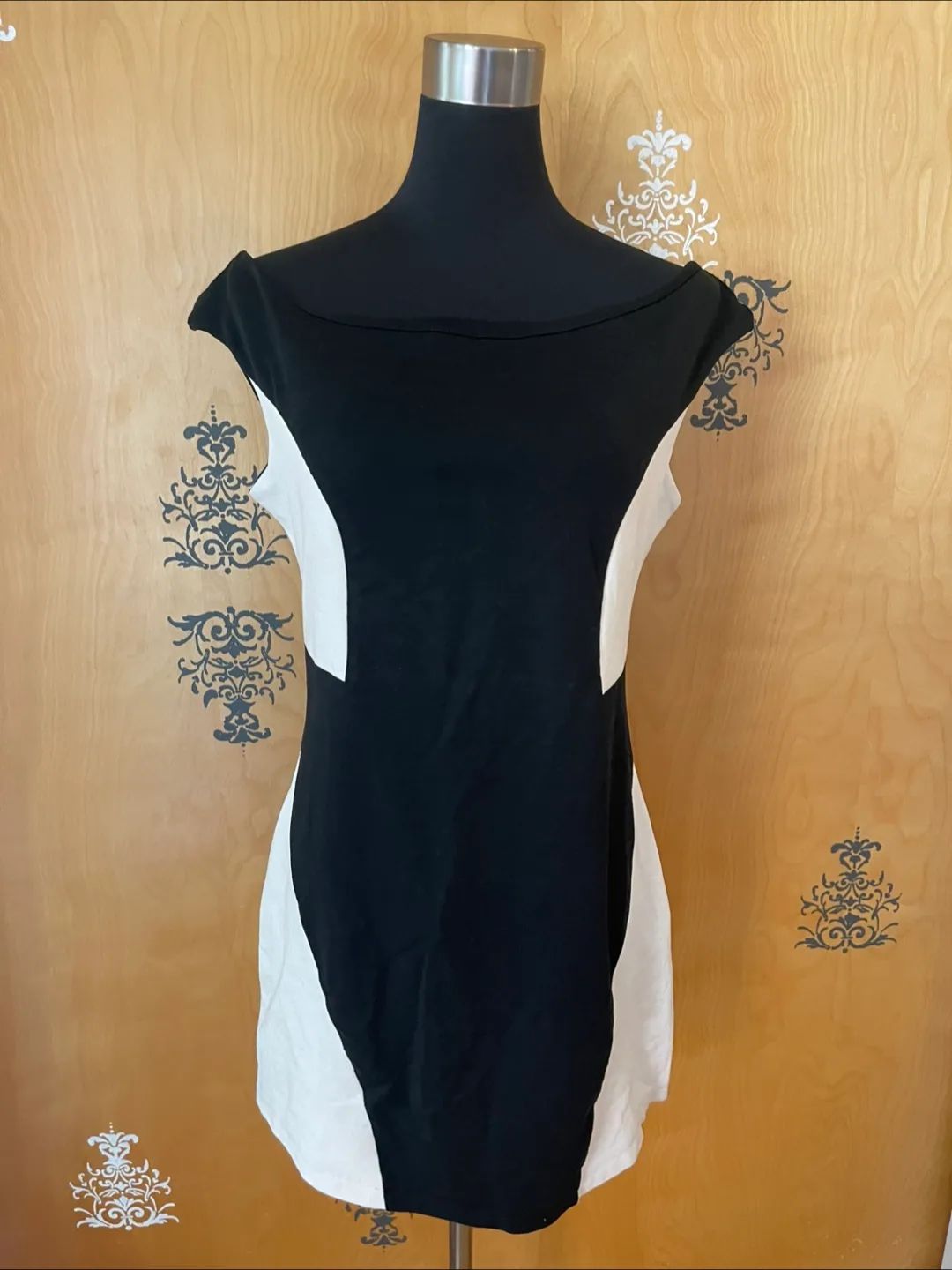 Vintage 2000s Y2K Black & White Bodycon Dress thumbnail