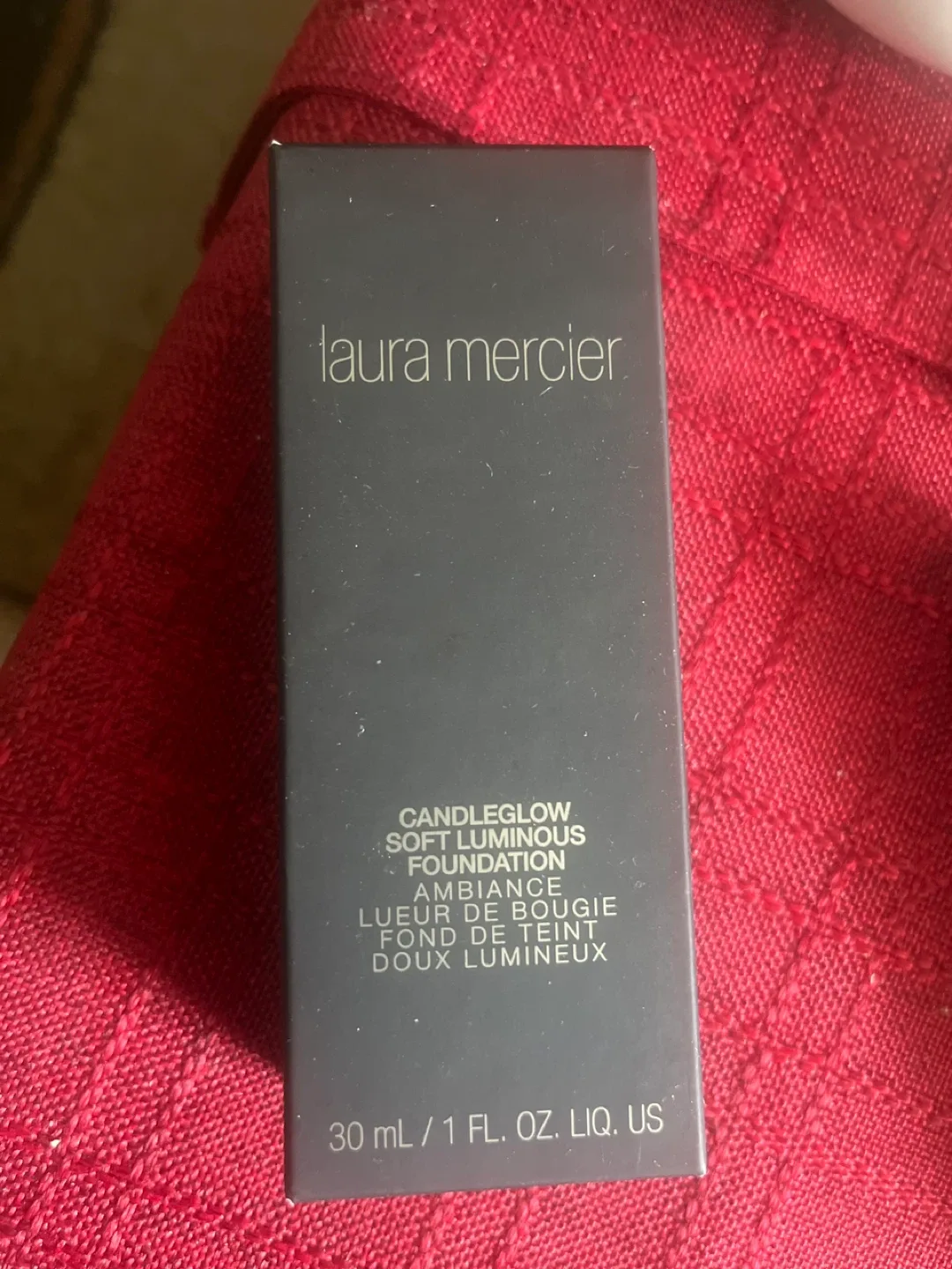 Laura Mercier Candleglow Soft Luminous Foundation 30mL thumbnail