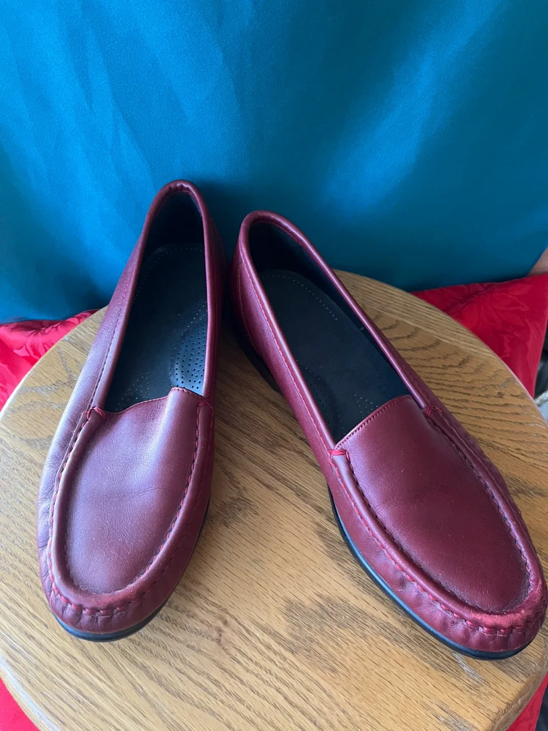 SAS Loafers, Size 9, Burgundy