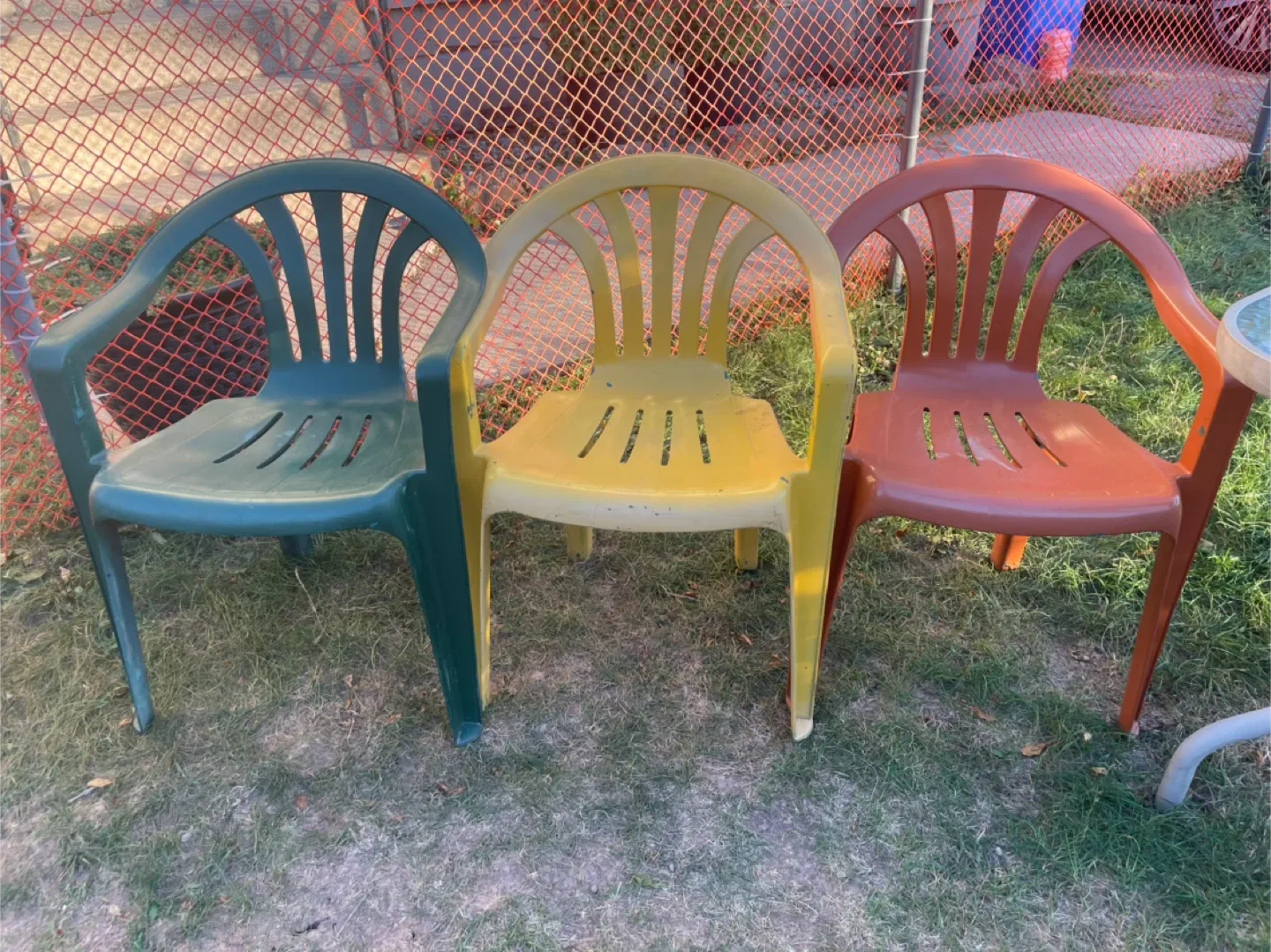 Outdoor kids stuff image indicator(2)