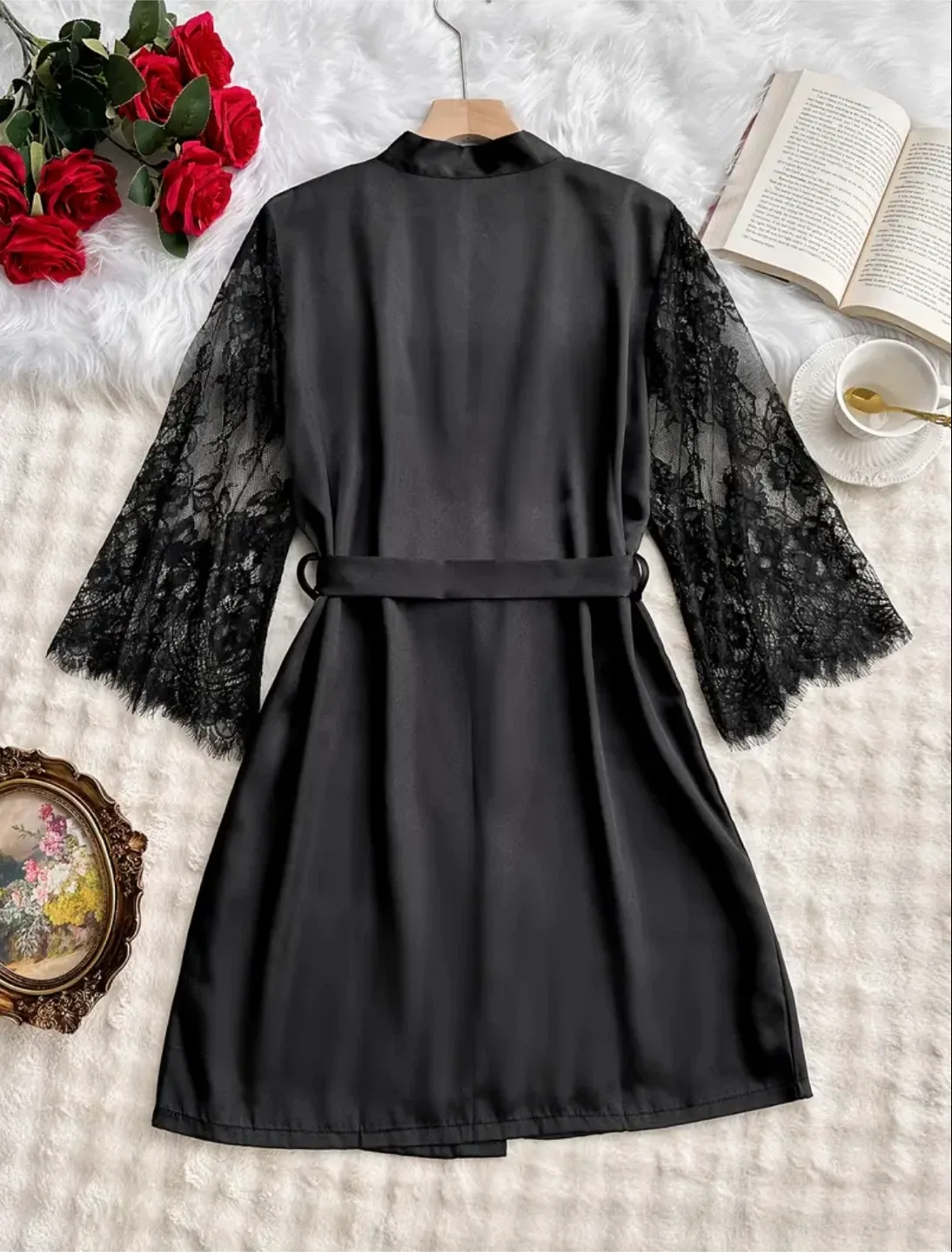Black Lace Sleeve Robe 🥕 image indicator(3)