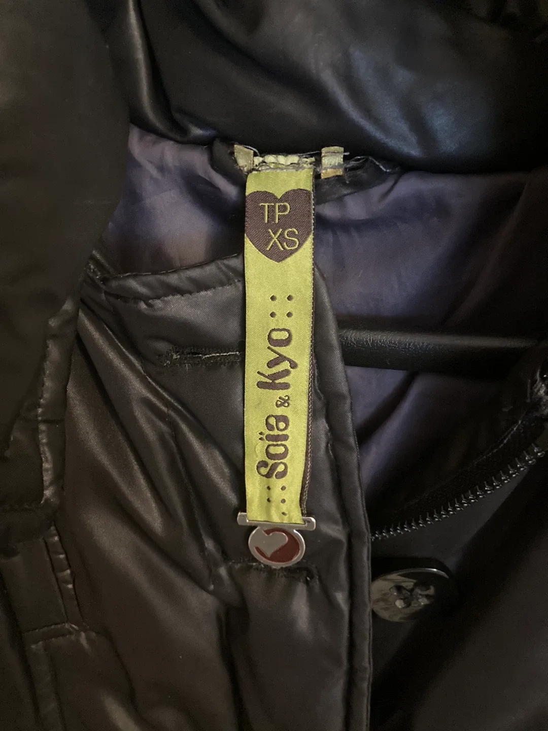 Soia & Kyo Black Down Winter Coat - Size XS image indicator(3)