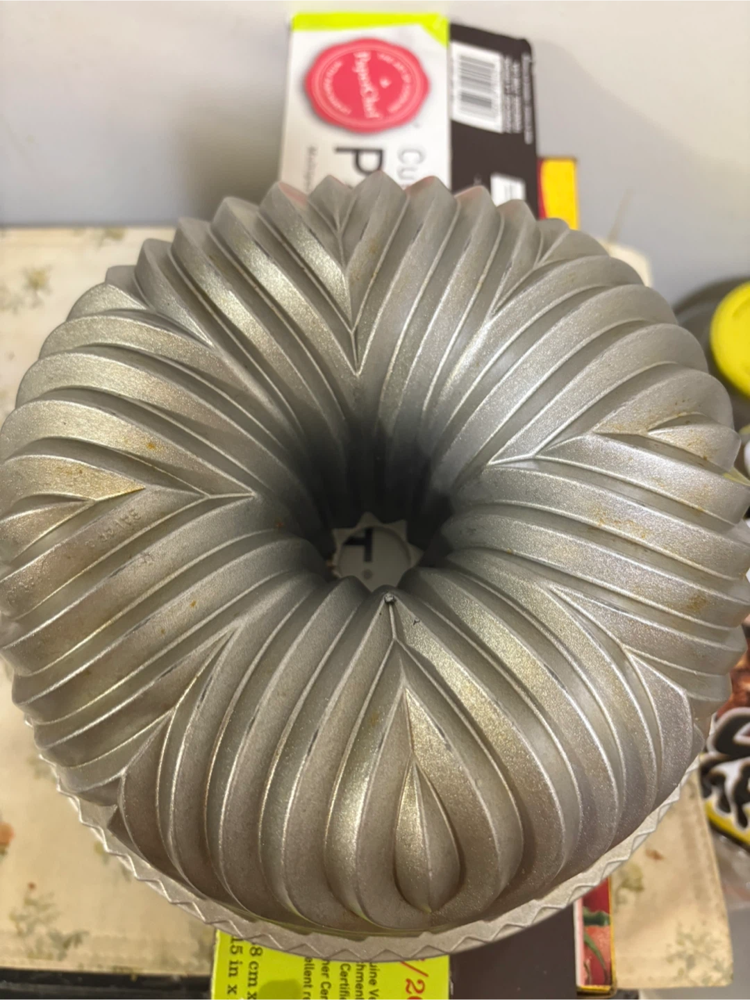 Bundt Cake Pan - photo 4