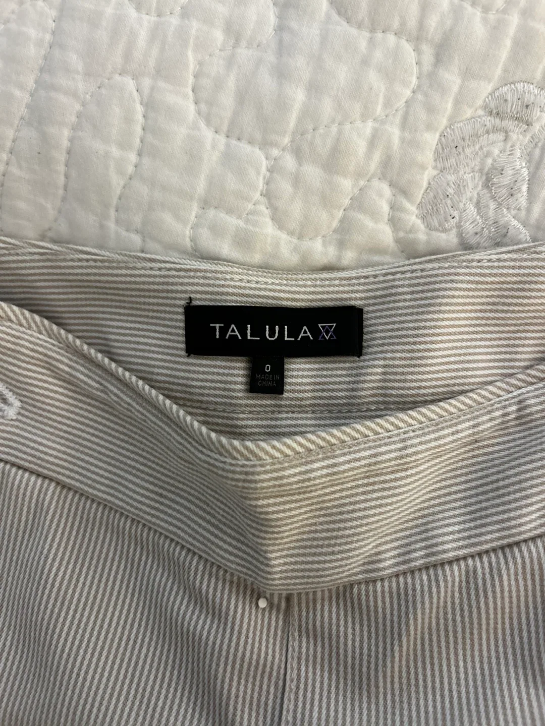 Talula Shorts - Size 0 image indicator(3)