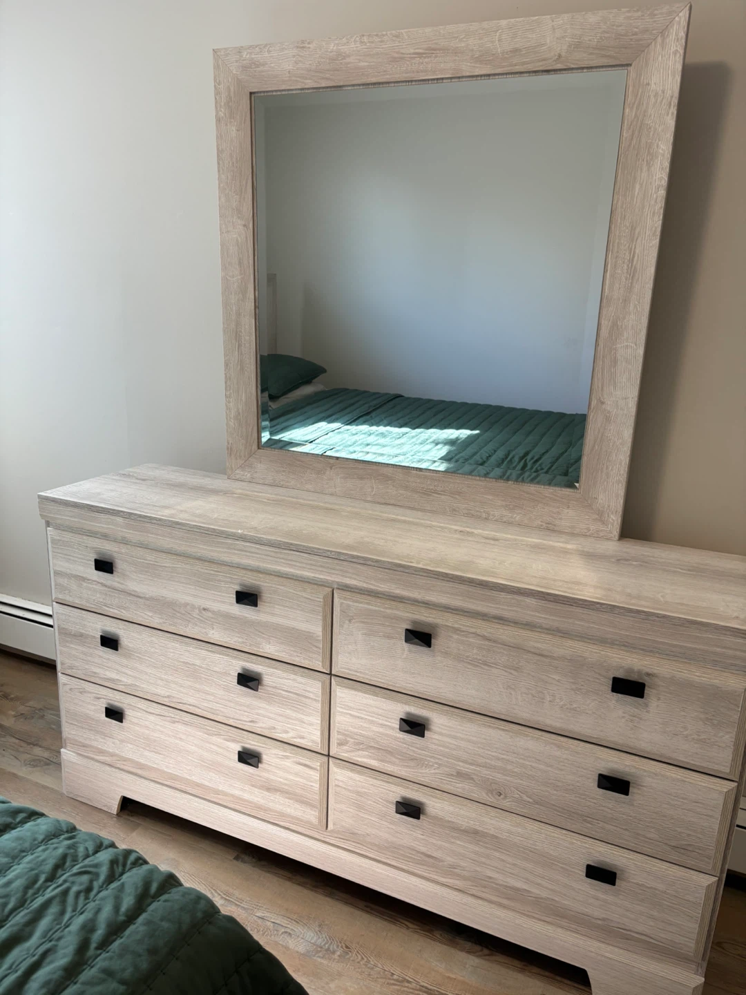 Bedroom Set - Bed, Dresser, Mirror, Nightstand - photo 5