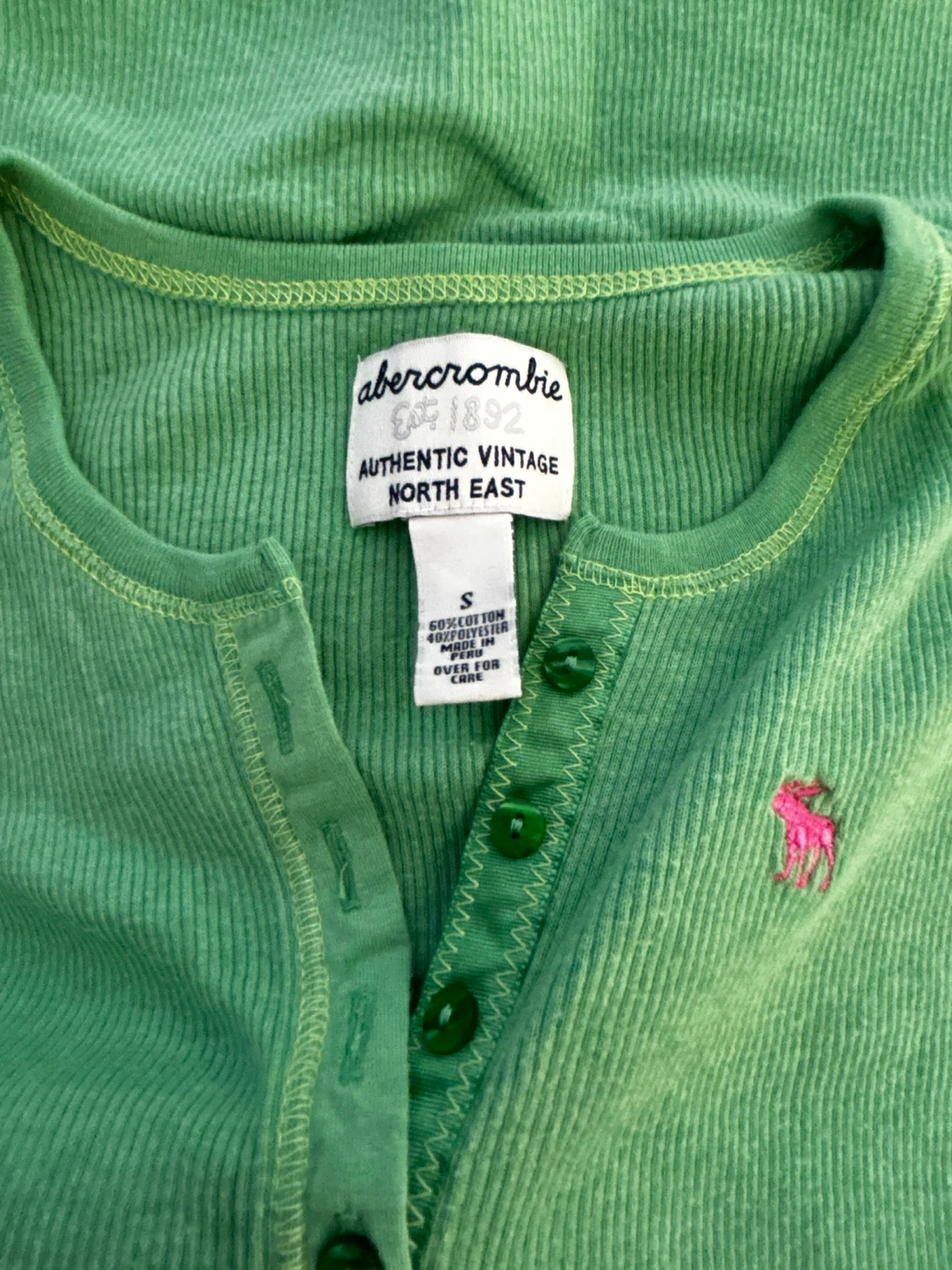 Abercrombie & Fitch Authentic Vintage Green Top - Size S - photo 3