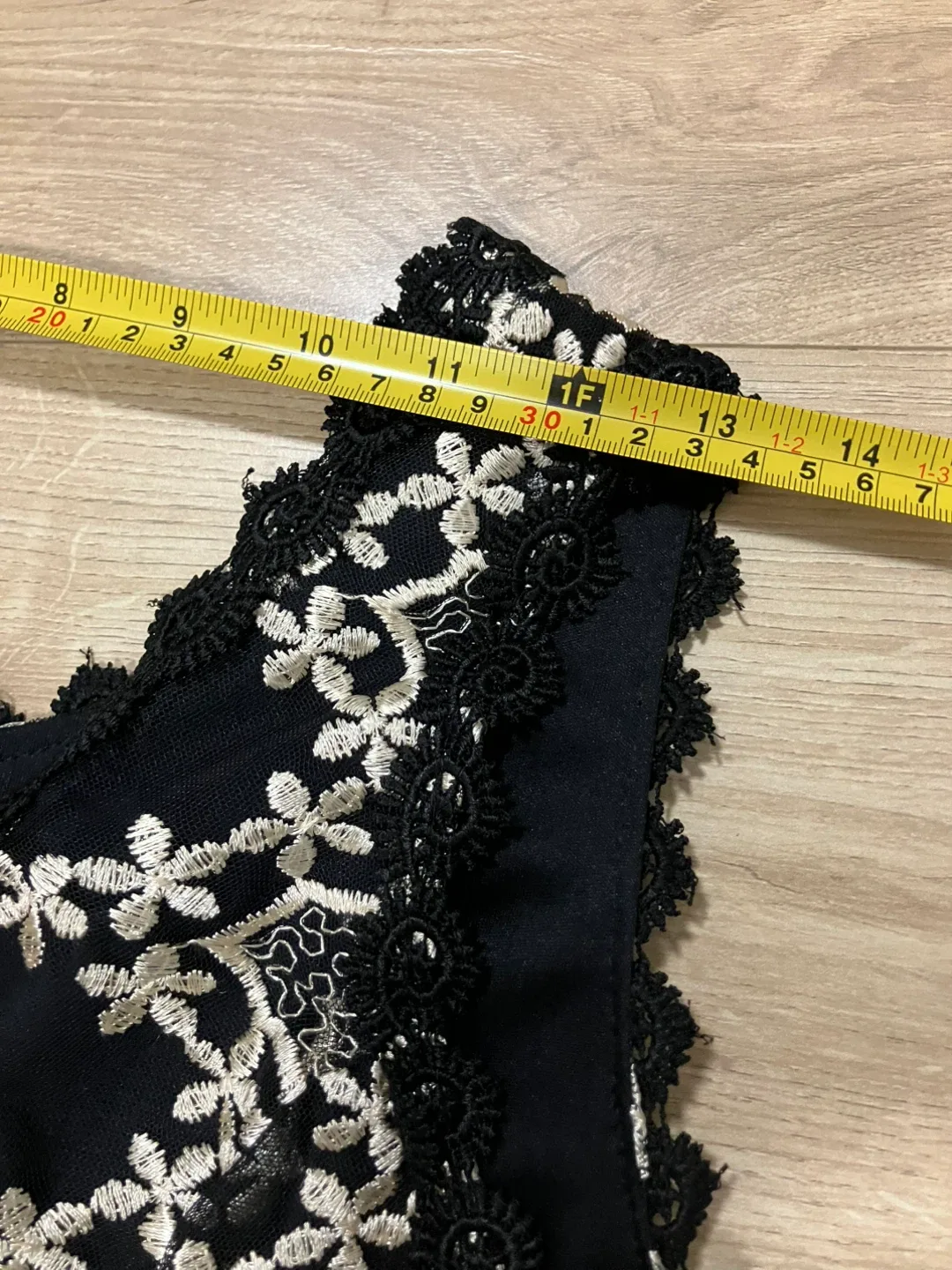 Dress event gown black image indicator(2)