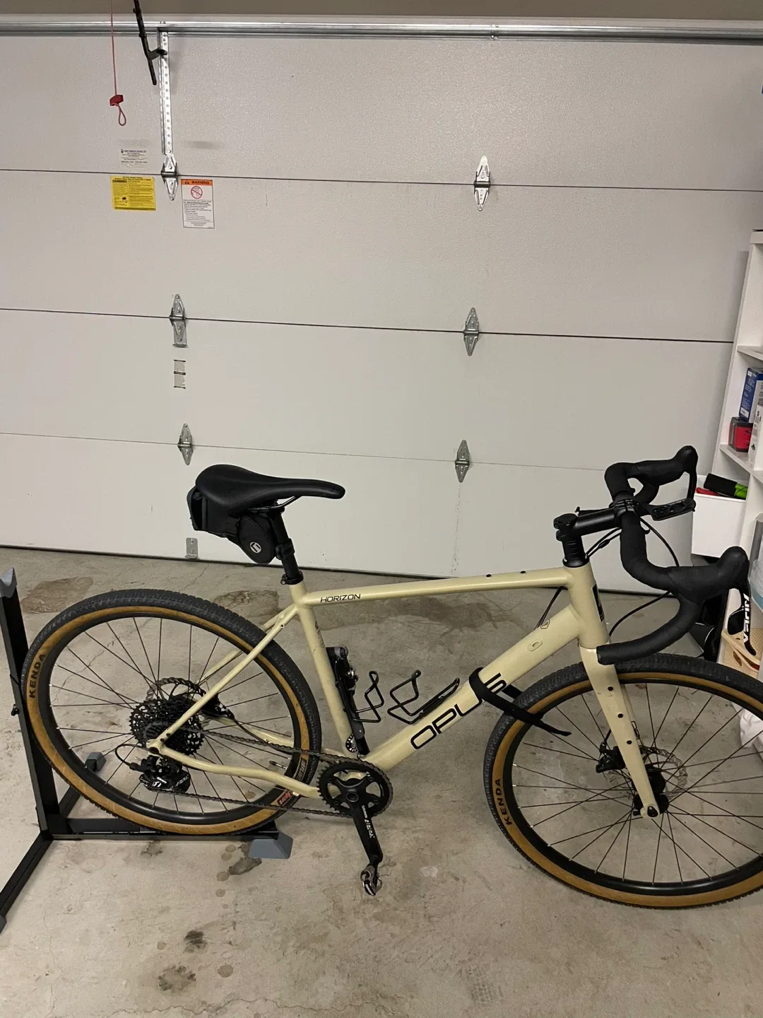 Opus Horizon AL Apex (Size: Medium) image indicator(9)