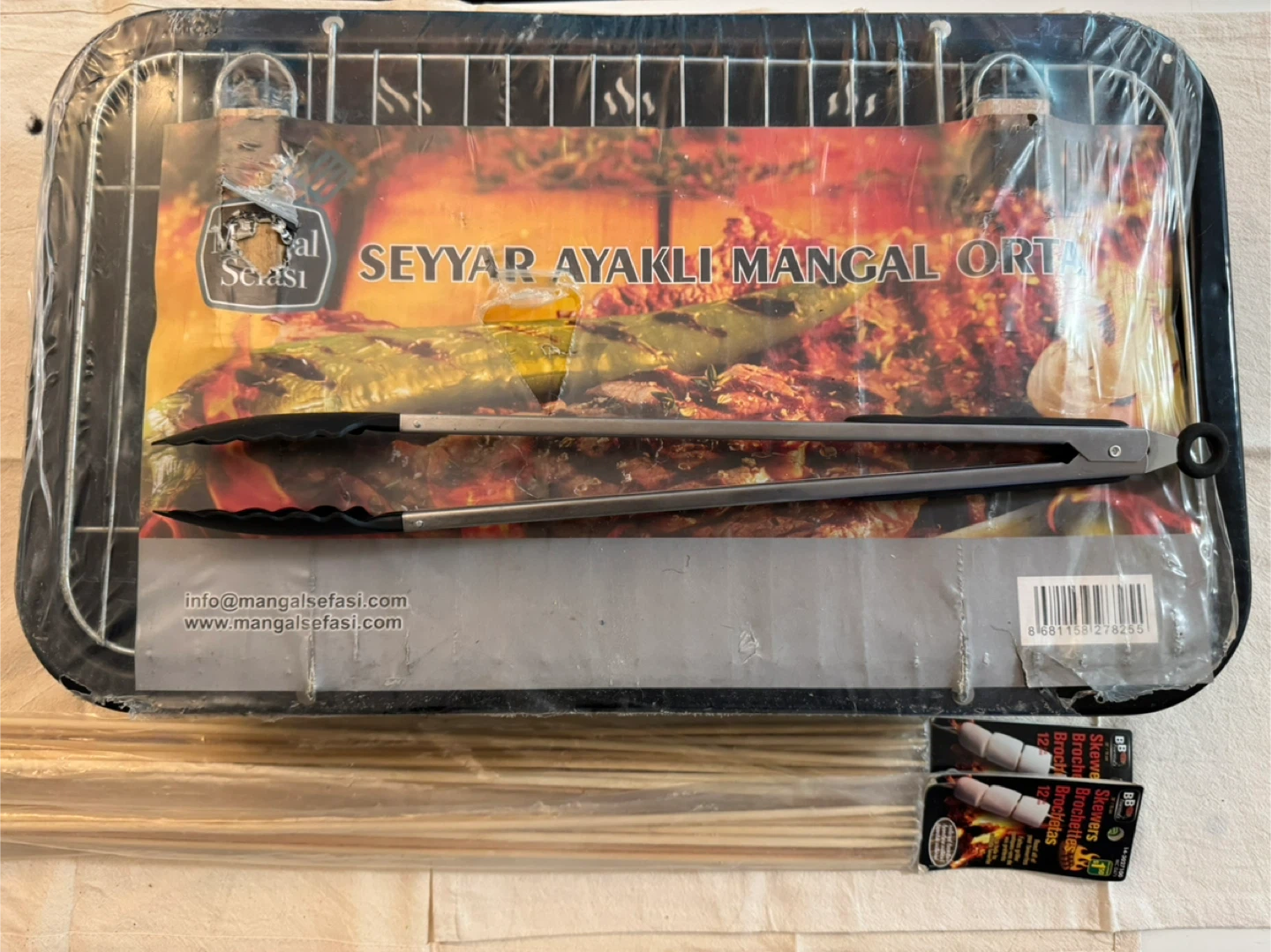 Seyyar Ayakli Mangal Orta Grill with Skewers