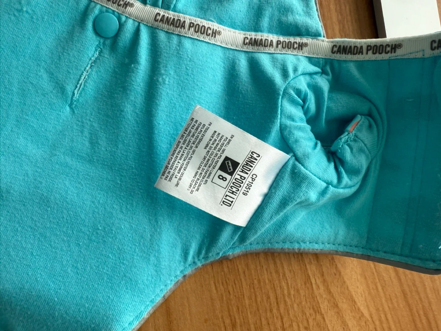 Canada Pooch Dog Raincoat Size 8 image indicator(3)