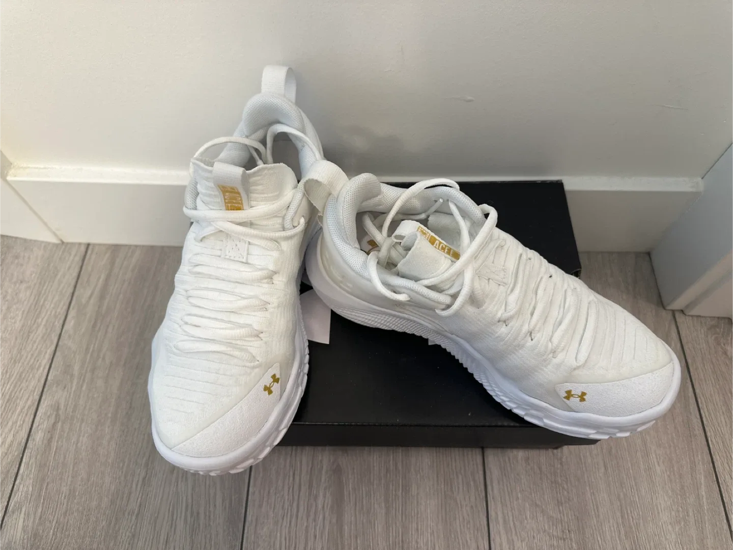 Under Armour Ace Low Women's Volleyball Shoes image indicator(5)