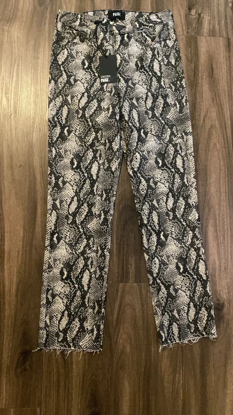New Paige Snakeskin Print Jeans, Size 27 image indicator(2)