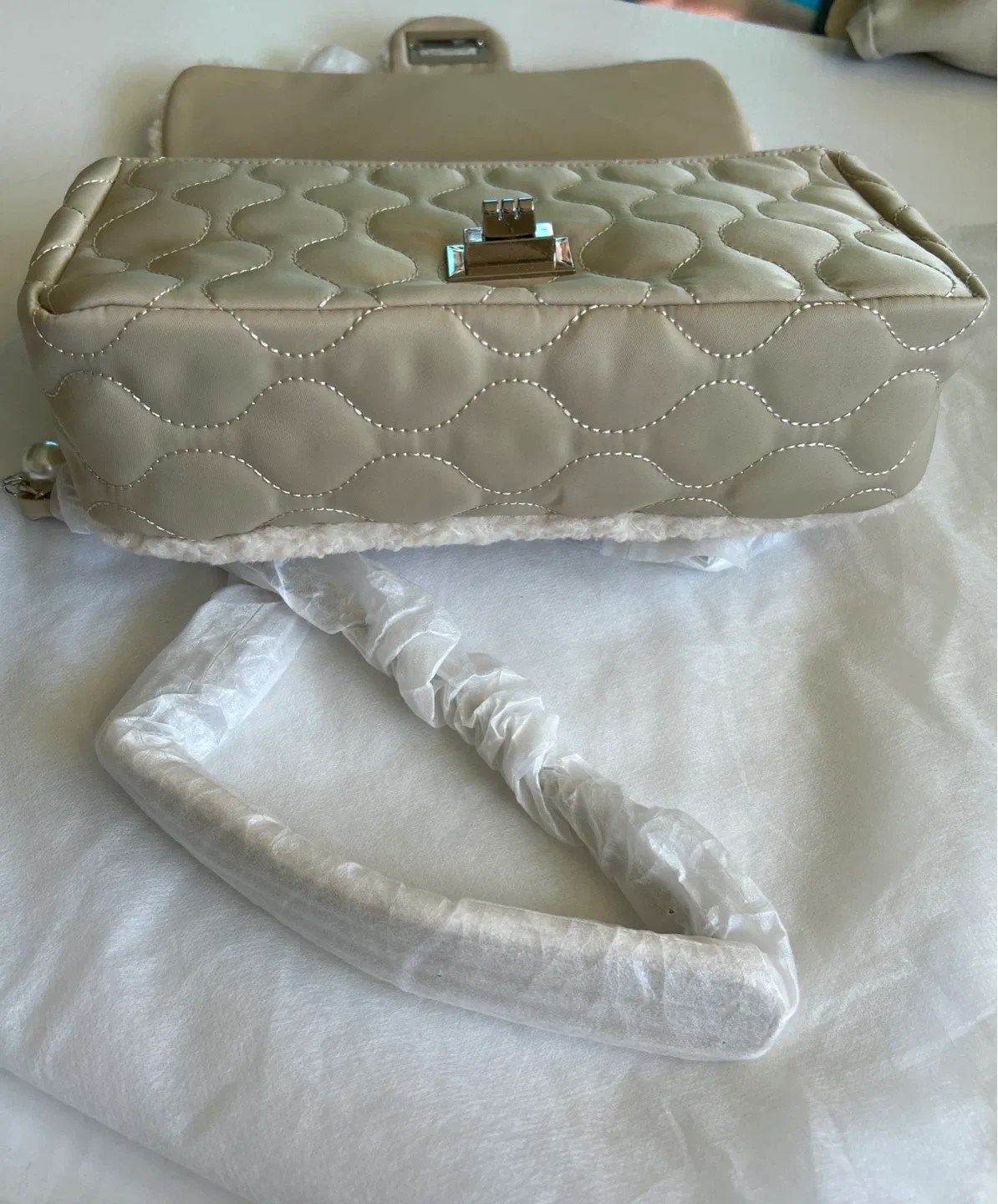 Beige Quilted & Faux Fur Shoulder Bag - Brand New image indicator(4)