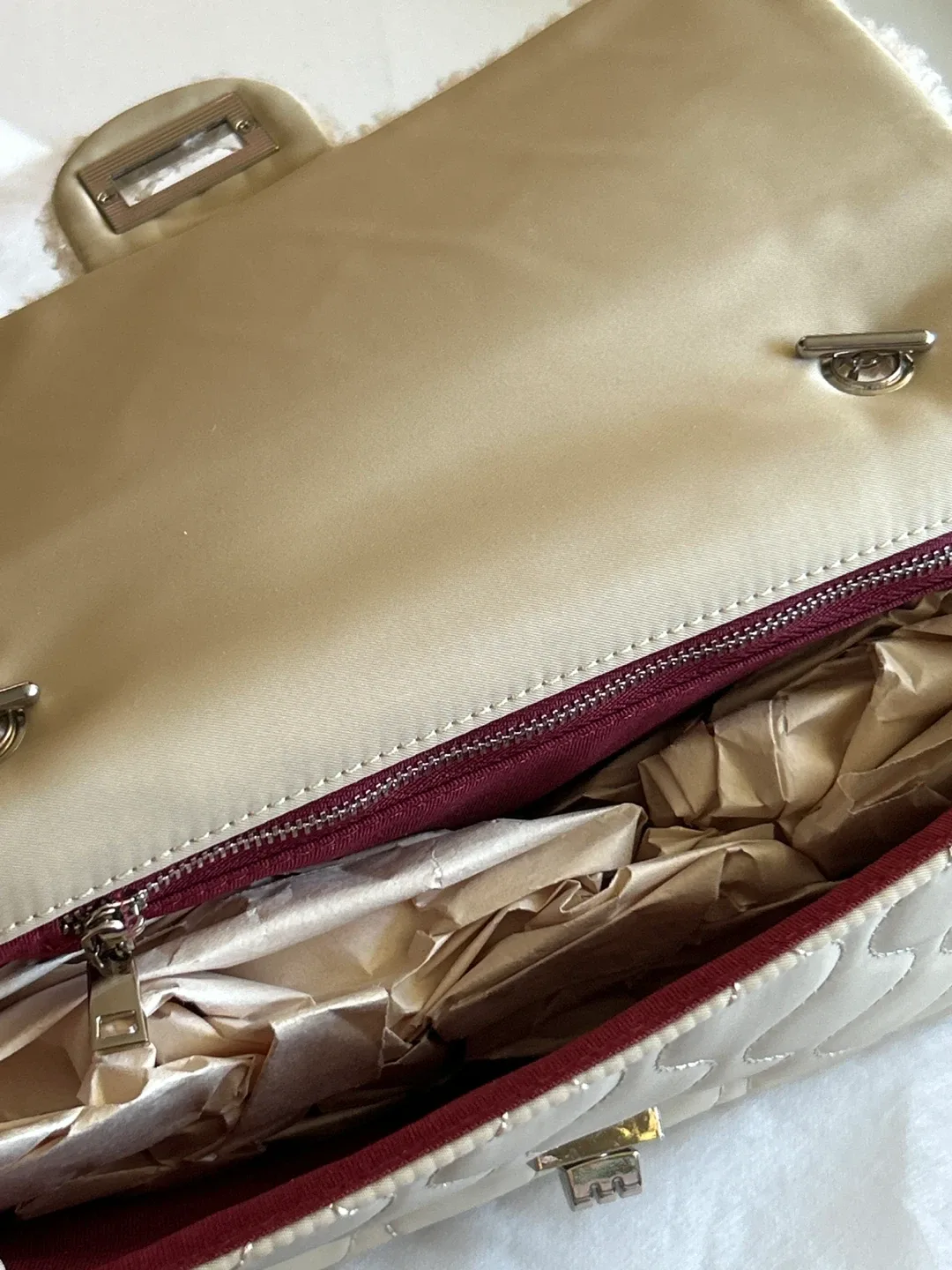 Beige Quilted & Faux Fur Shoulder Bag - Brand New image indicator(6)