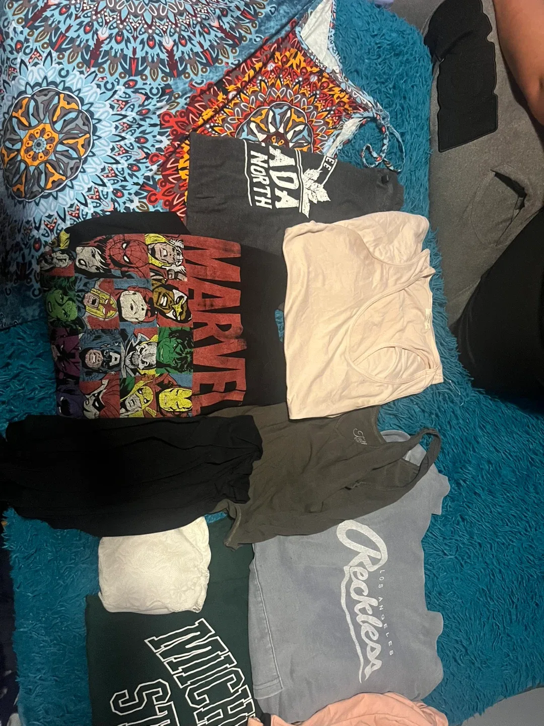 3 bags of women’s clothes thumbnail