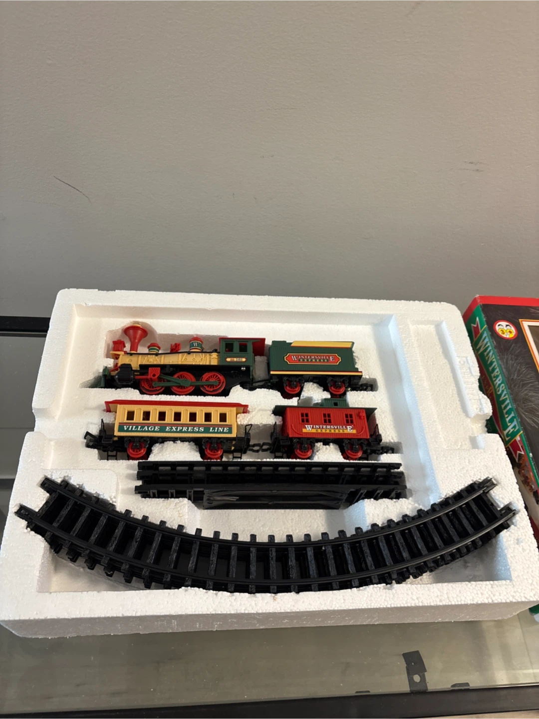 New Bright Winterville Express Train Set - Model 170/172
