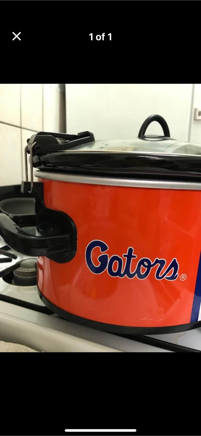 Crock -Pot 6 QT Gators Slow Cooker.