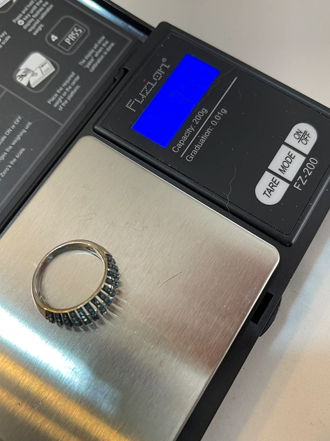 Authentic blue and white diamond Ring - photo 2
